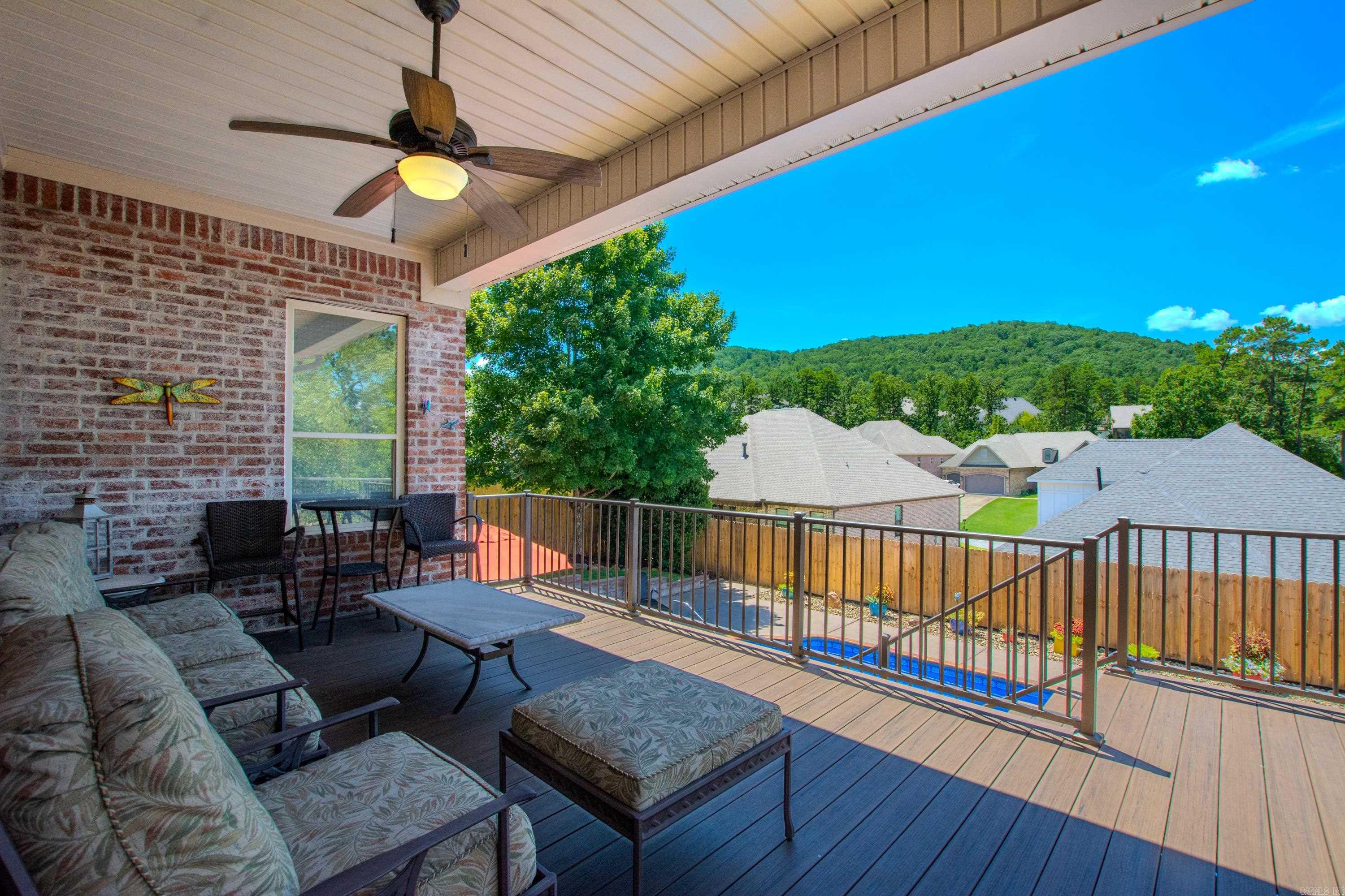 CHENAL VALLEY EPERNAY PLACE - Residential