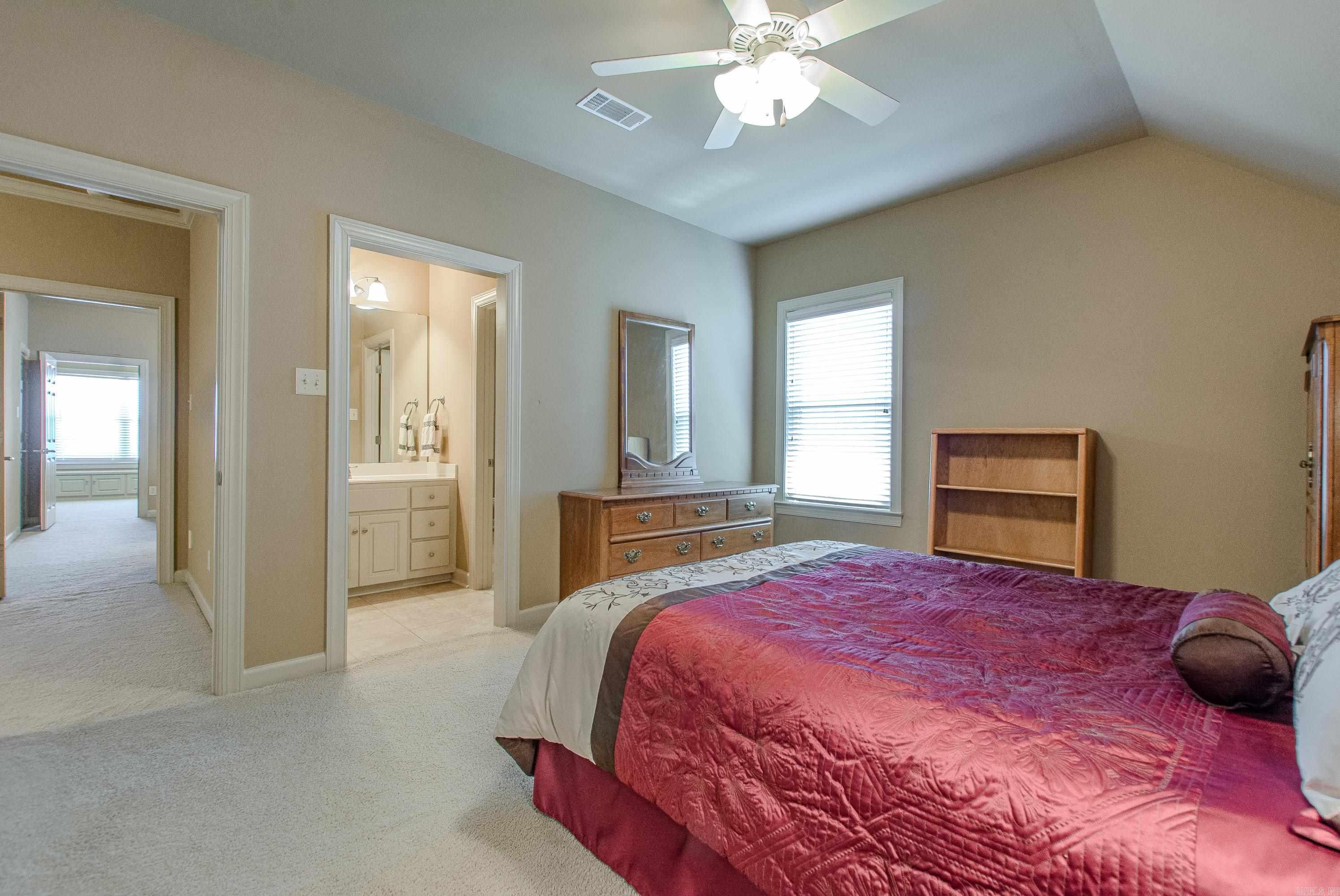 CHENAL VALLEY EPERNAY PLACE - Residential