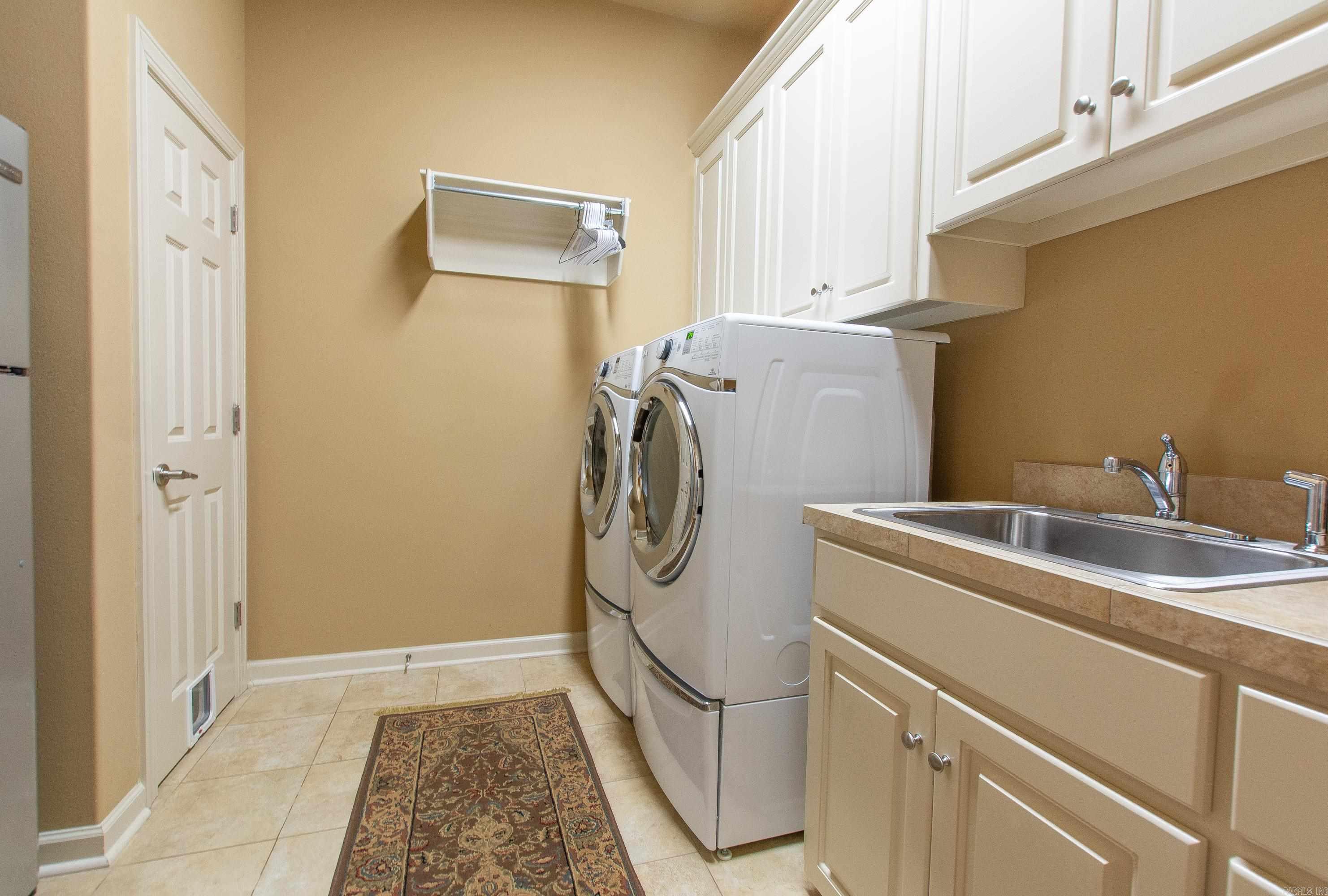 CHENAL VALLEY EPERNAY PLACE - Residential