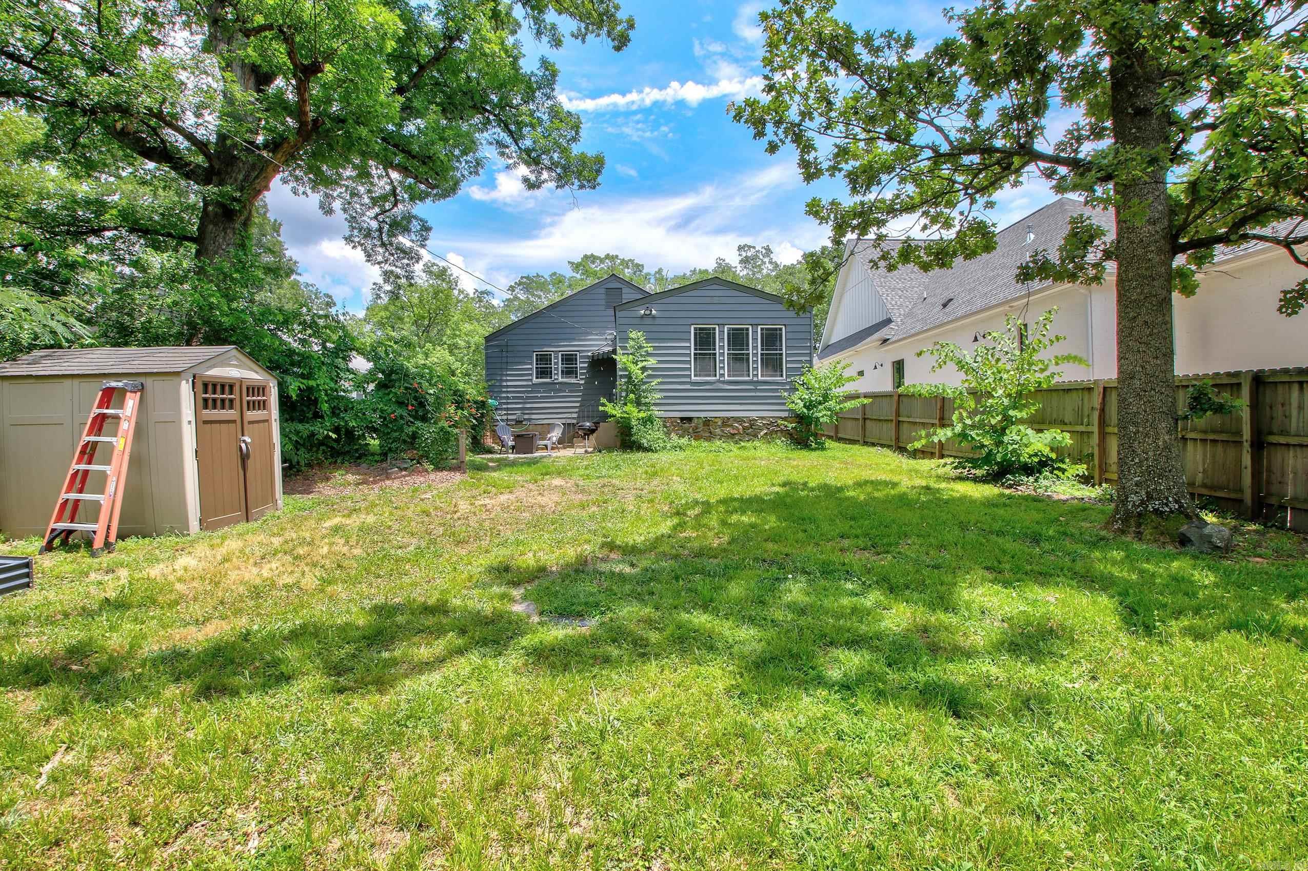 BRICKTON ADDN - Residential