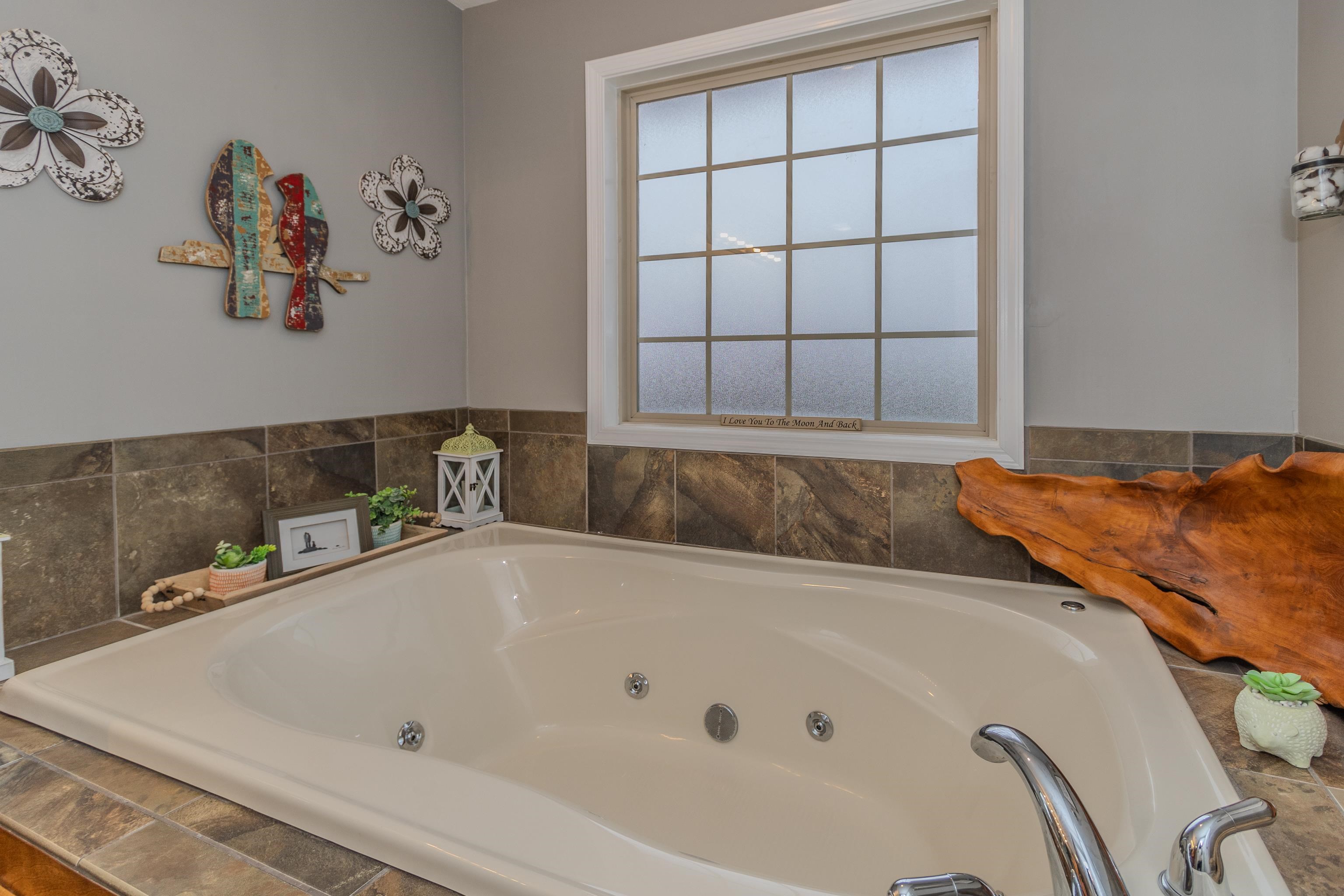 CARRIAGE HILL - Residential