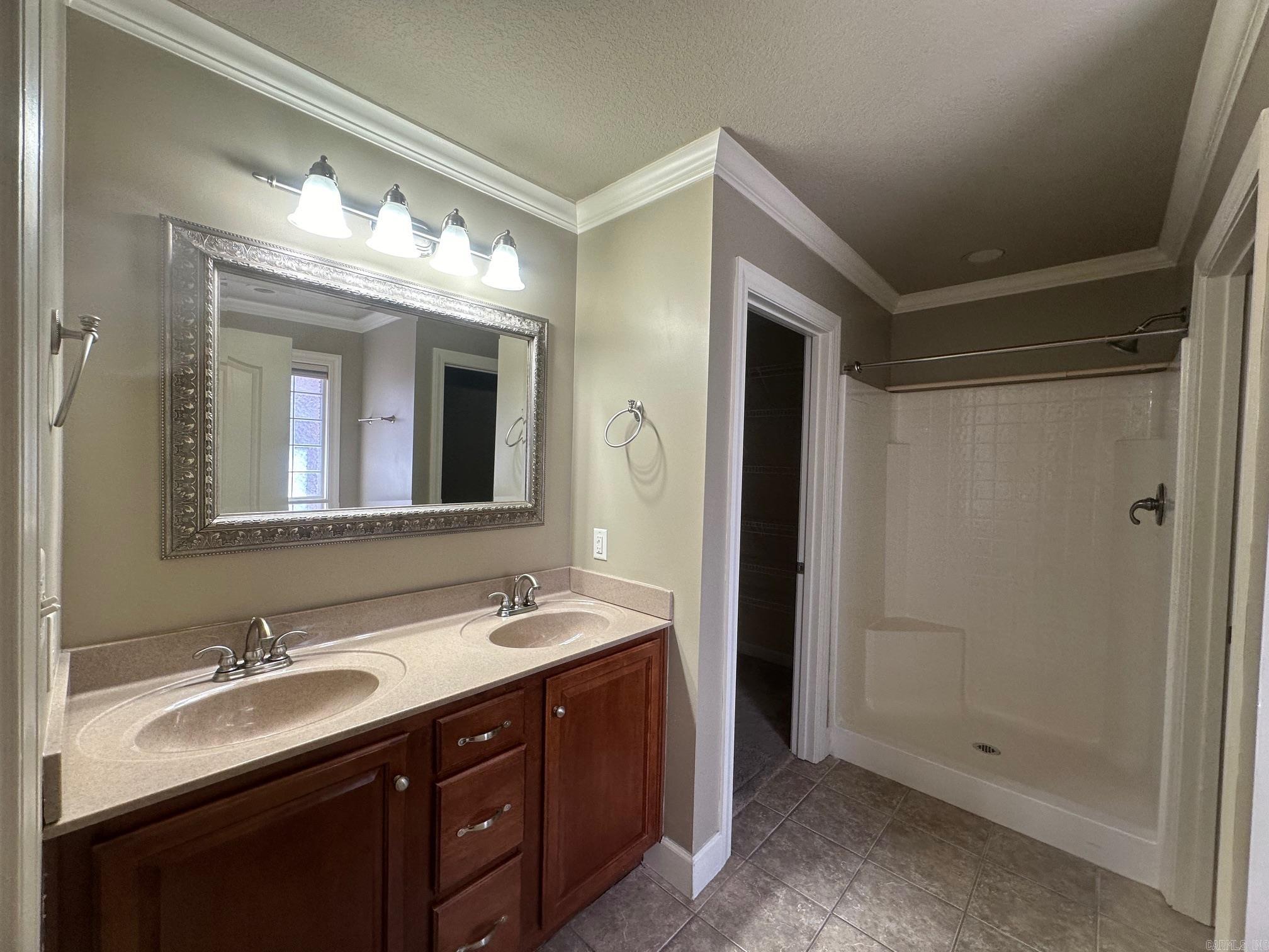 RIDGE RUN - Residential