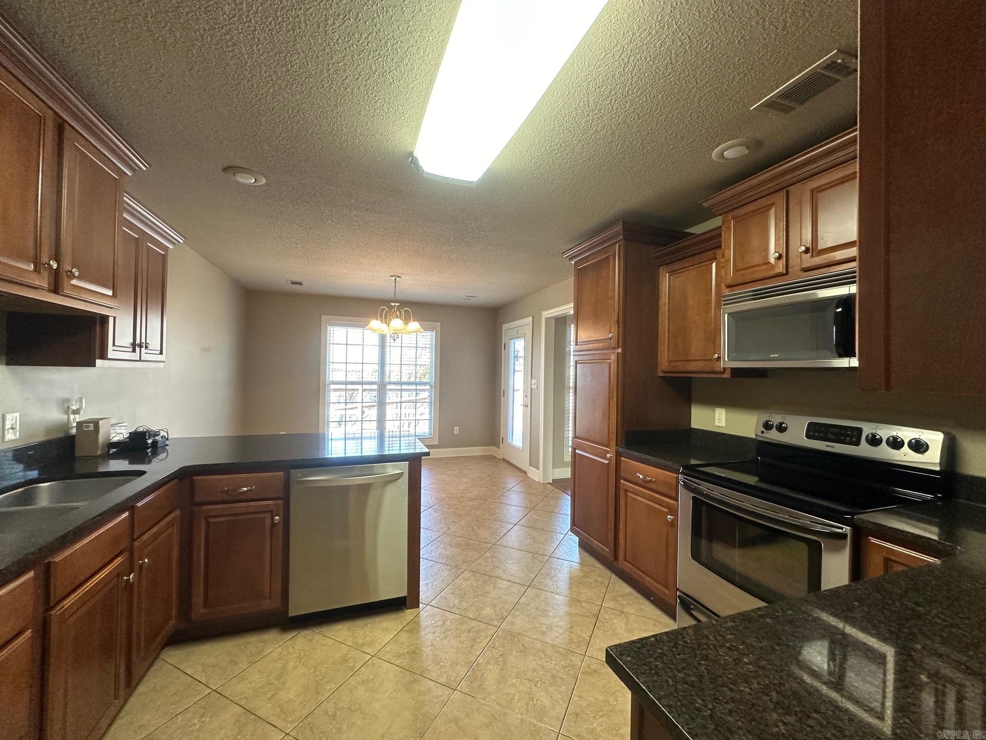 RIDGE RUN - Residential