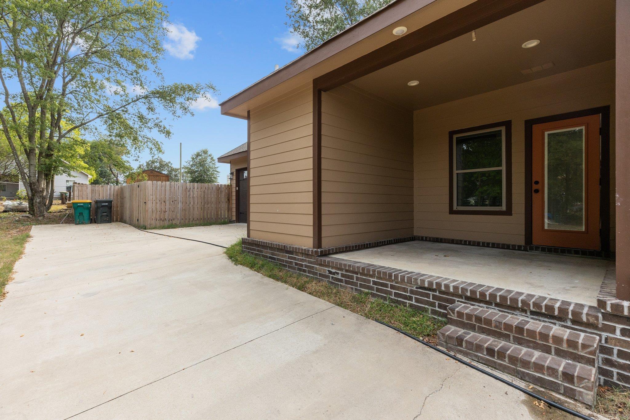 LINCOLN & ZIMMERMAN - Residential