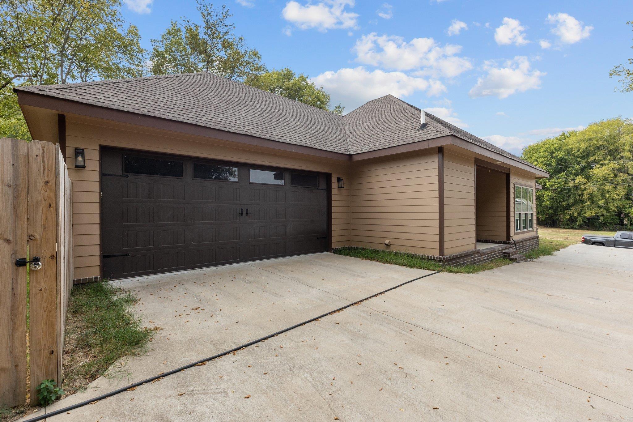 LINCOLN & ZIMMERMAN - Residential