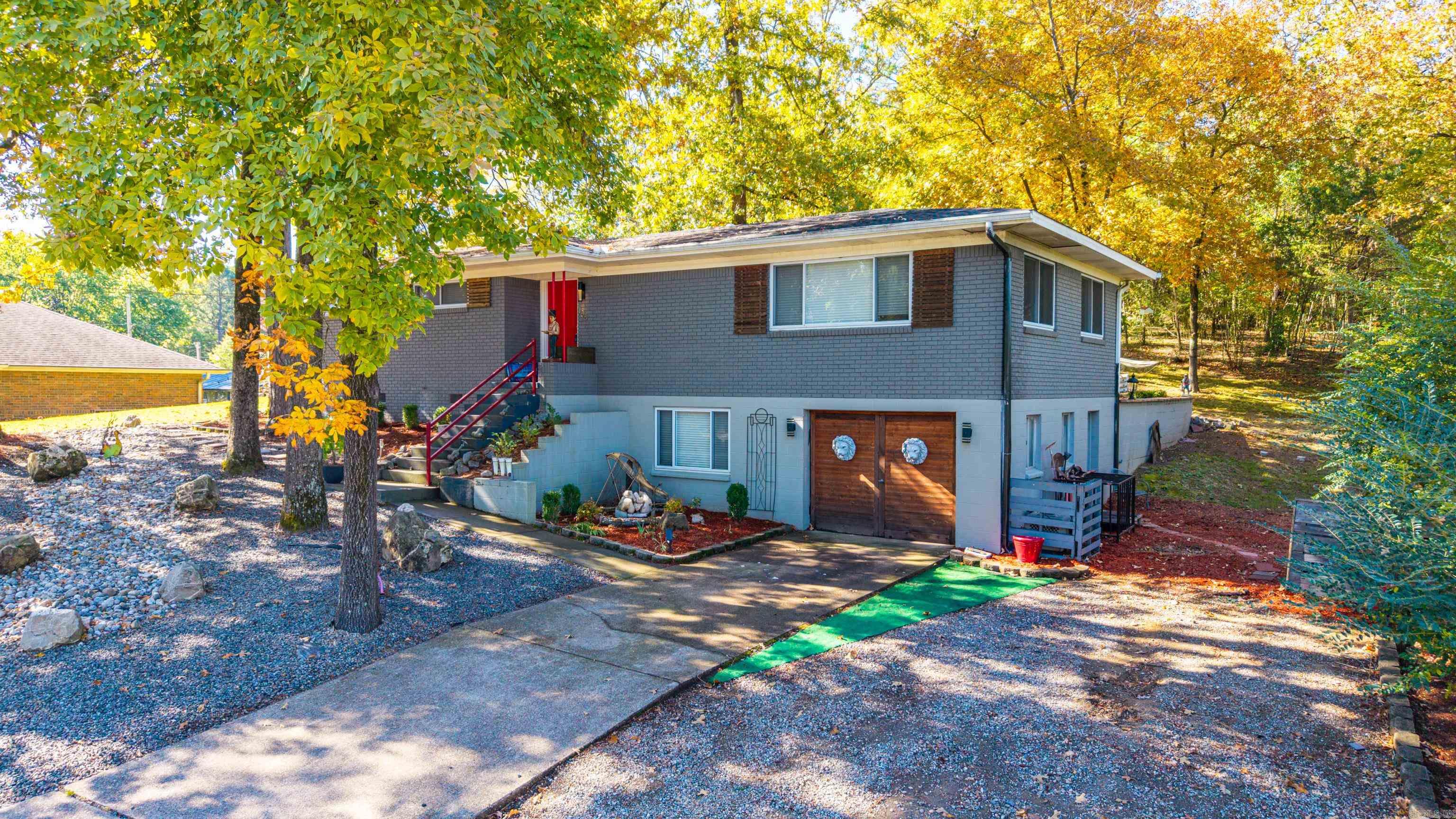 Sherwood Forest - Residential