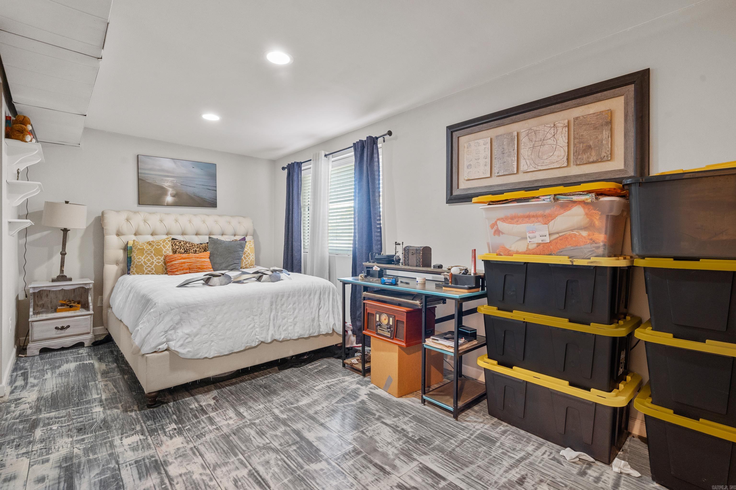 Sherwood Forest - Residential