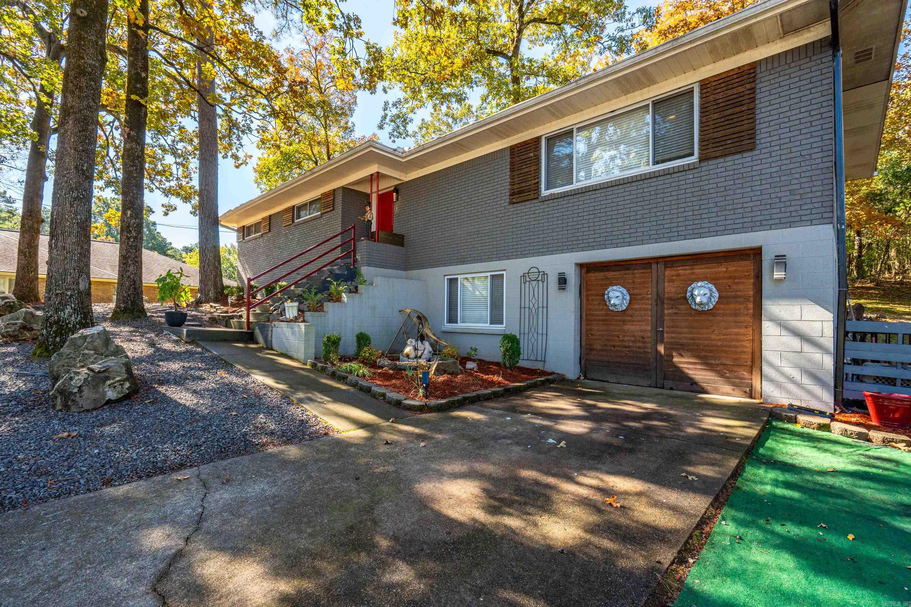 Sherwood Forest - Residential