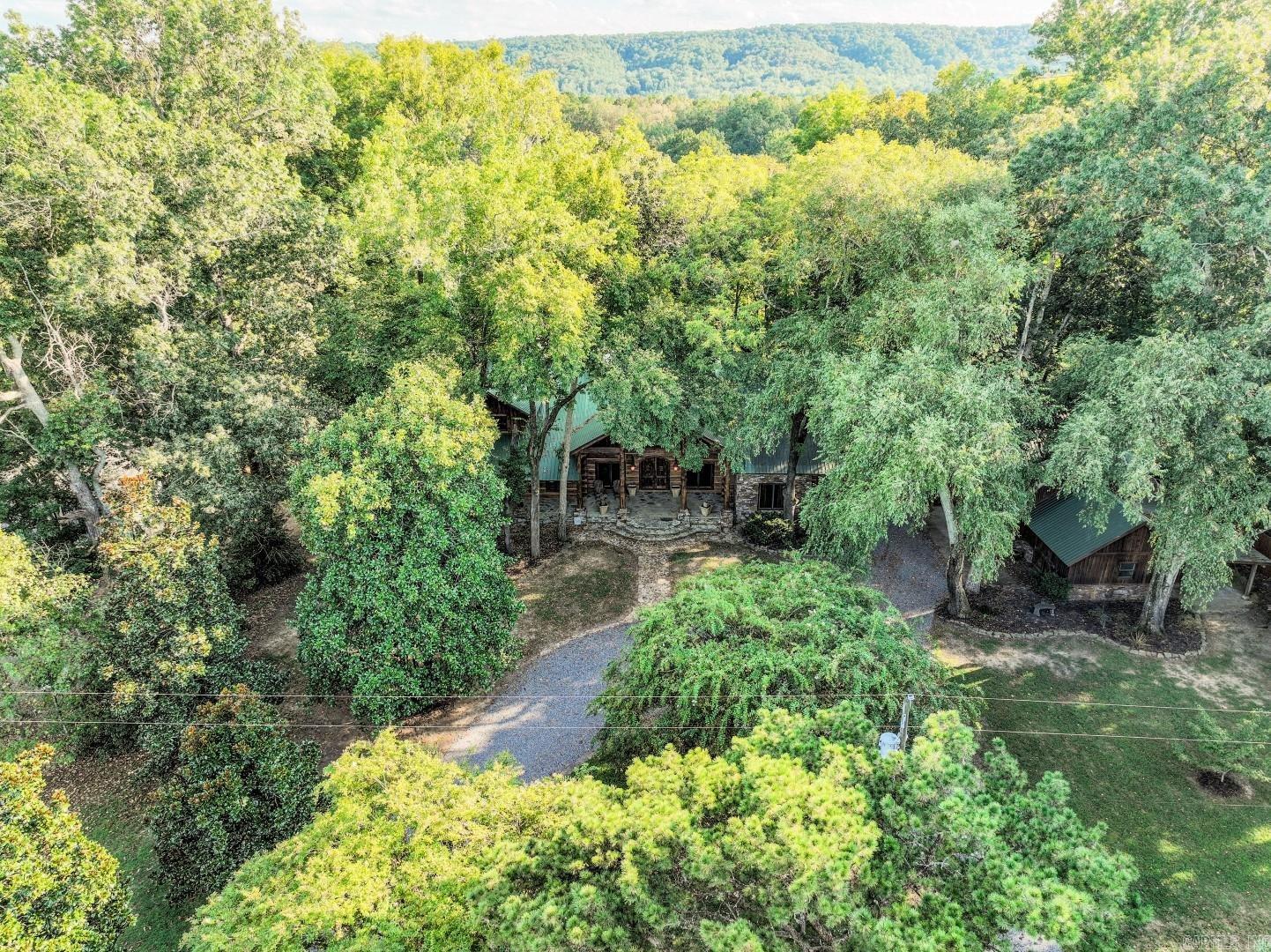 HIDDEN VALLEY - Residential