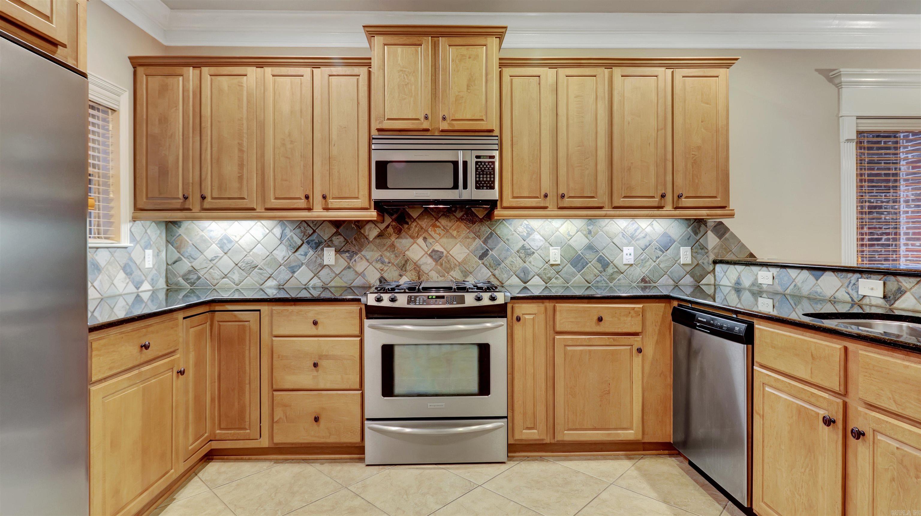 LAKELAND BAY HPR - Residential