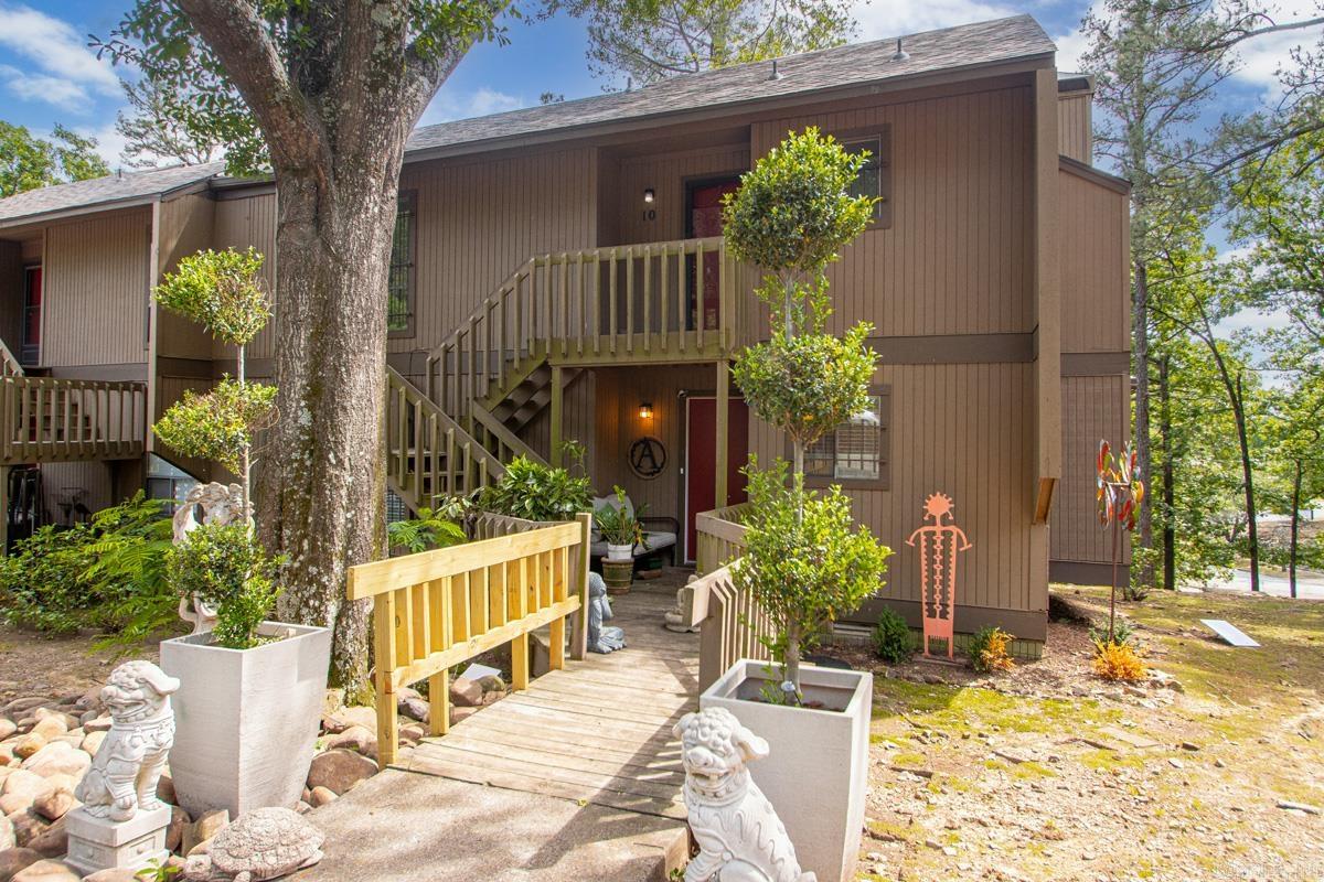 FOREST HILL COND - Residential