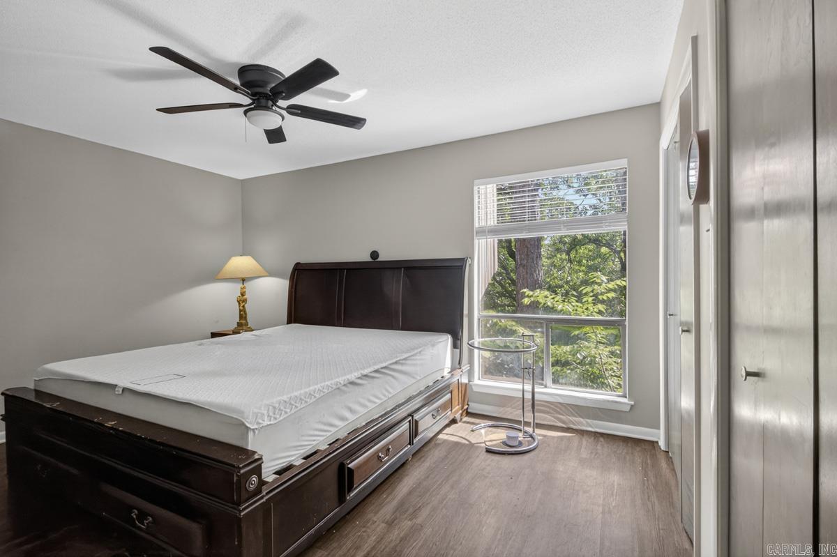 FOREST HILL COND - Residential