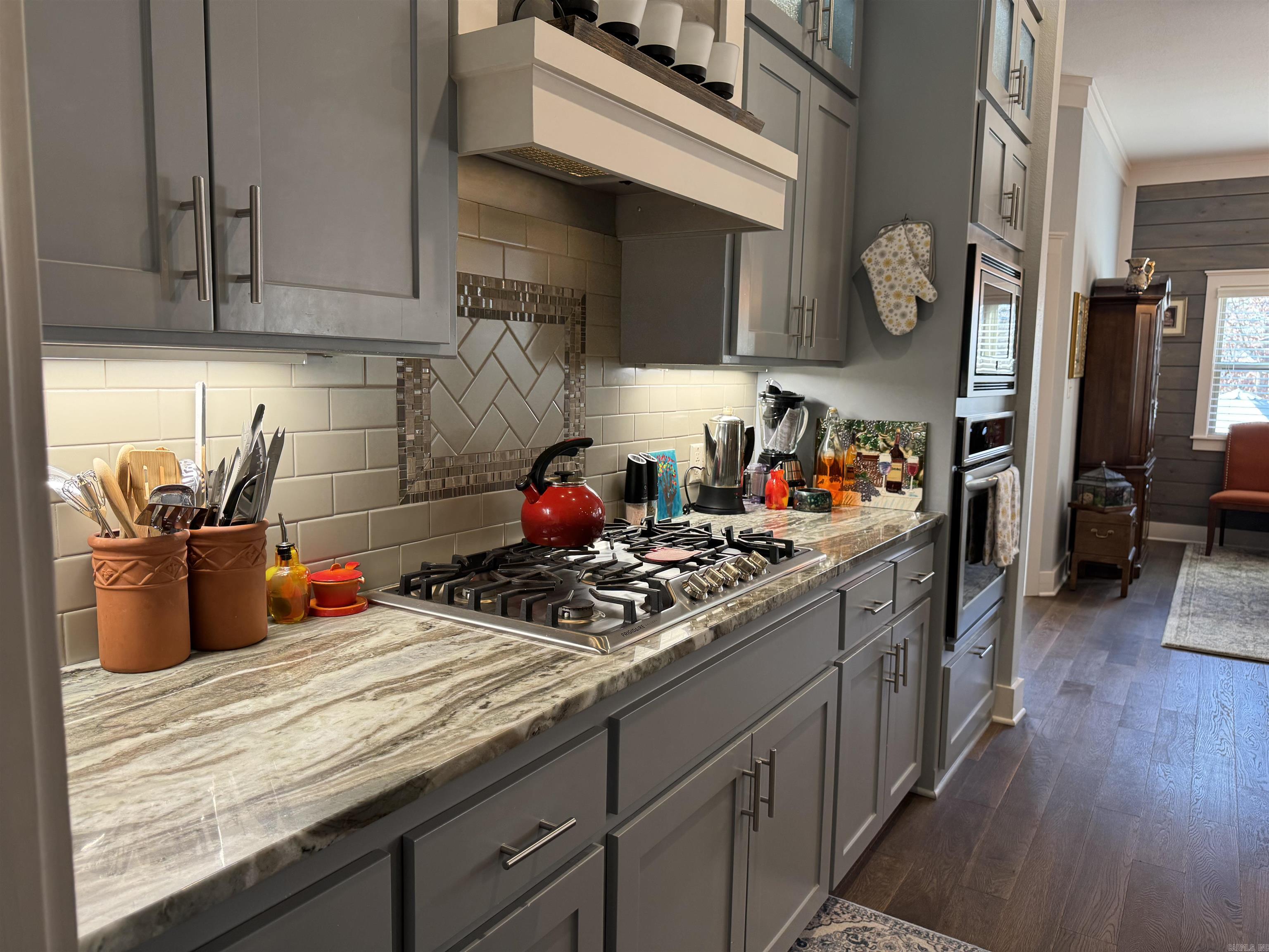 SANCHEZ - Residential