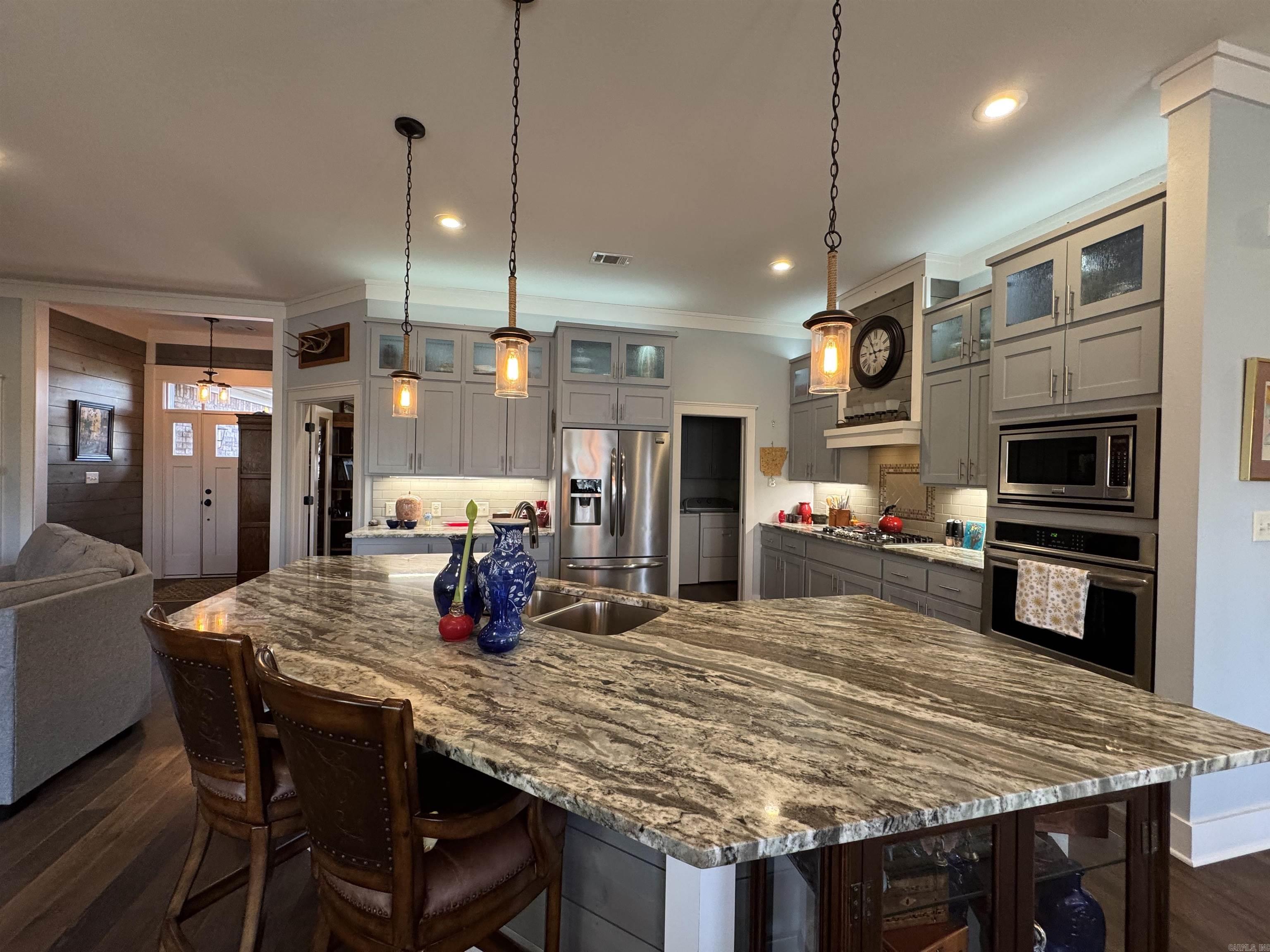 SANCHEZ - Residential