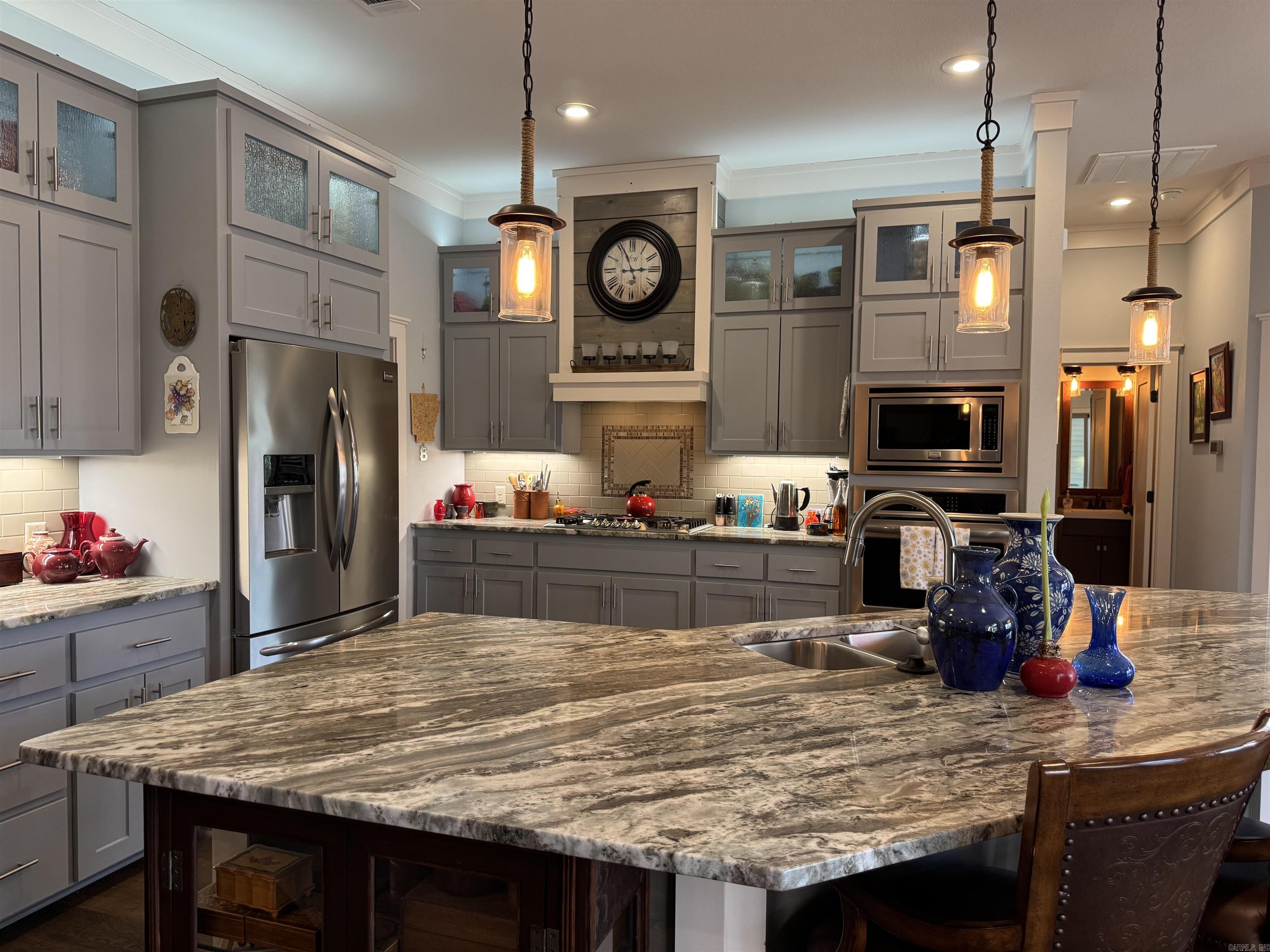 SANCHEZ - Residential