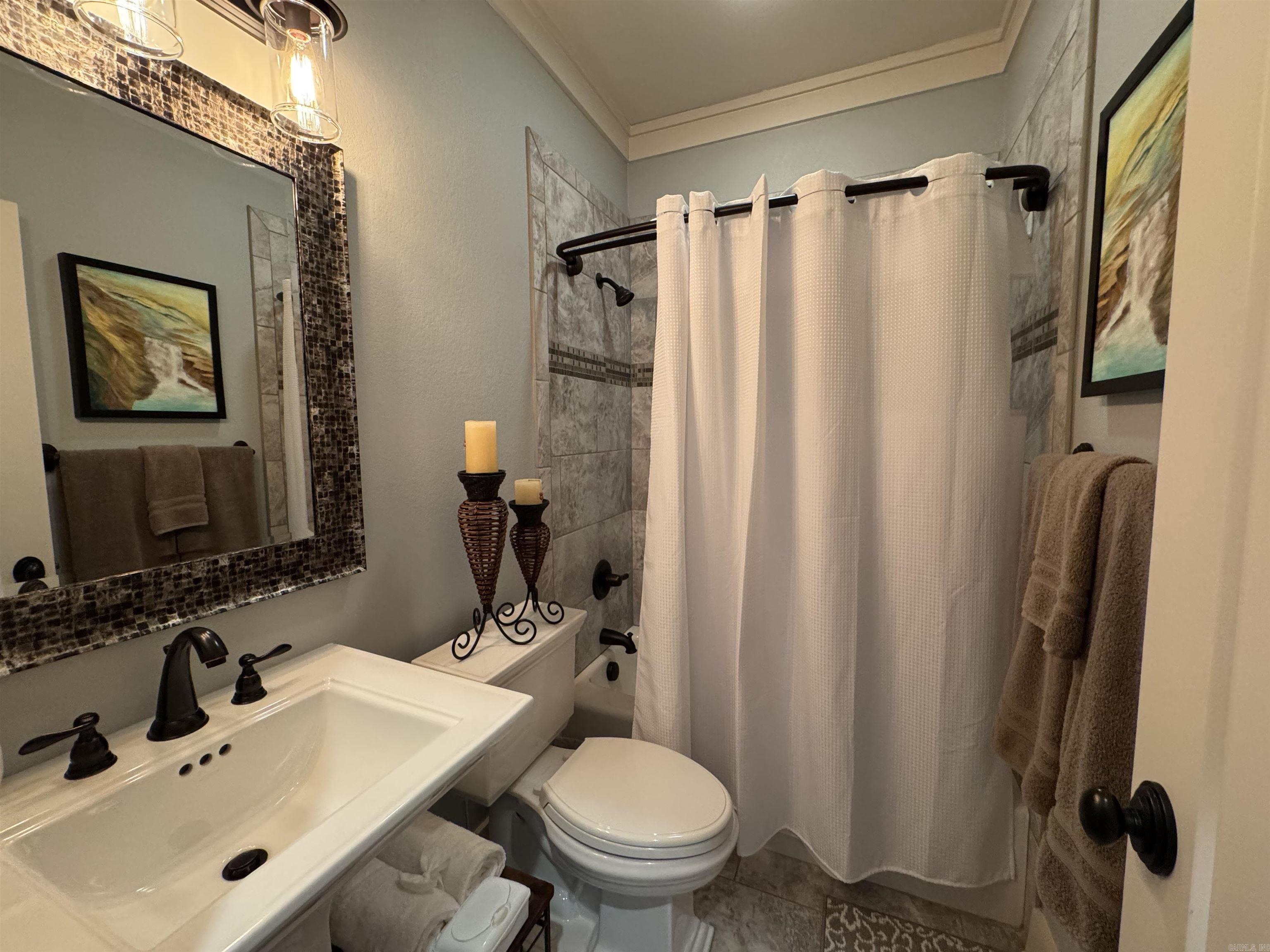 SANCHEZ - Residential