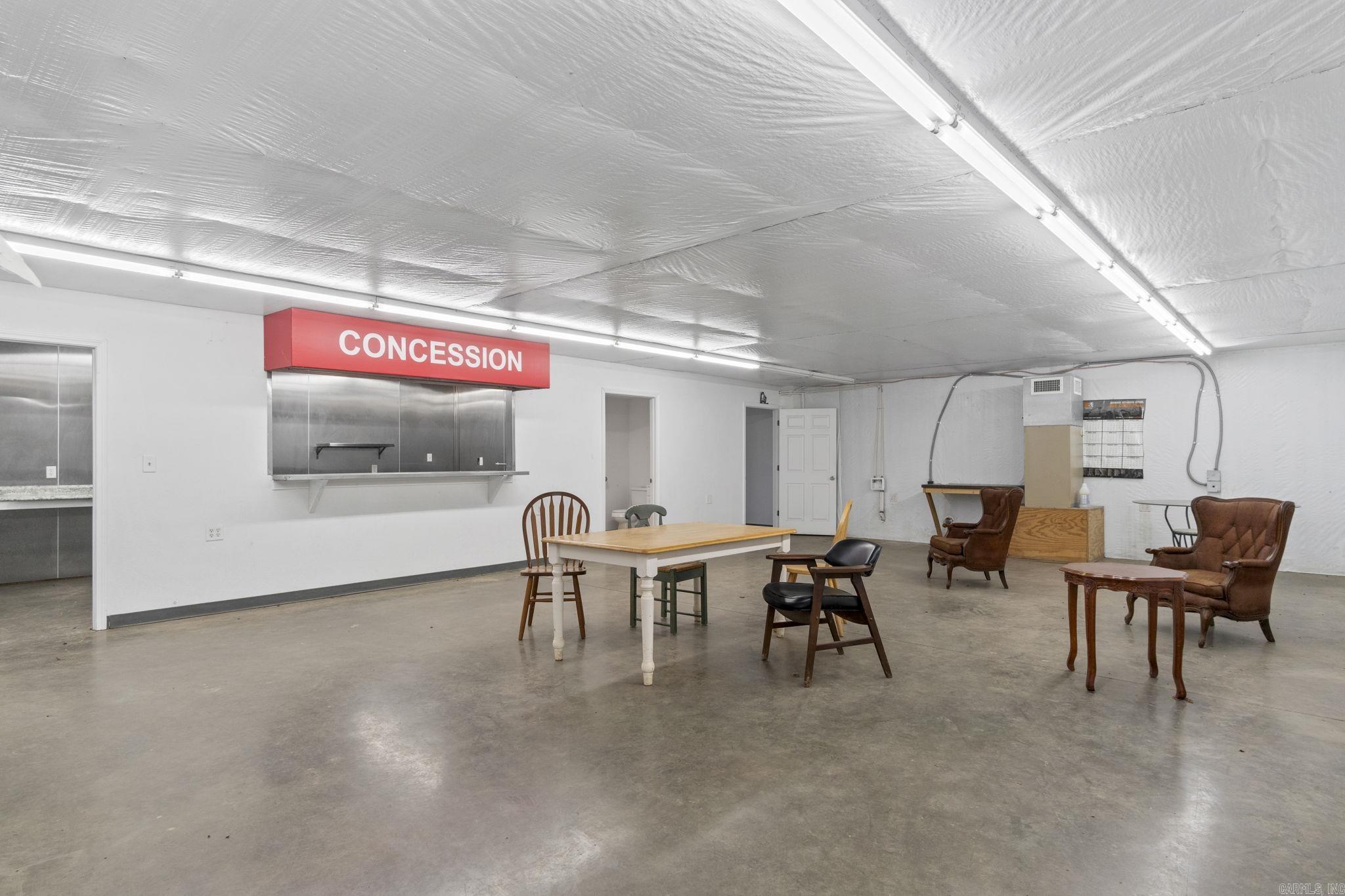 Metes & Bounds - Commercial Sale