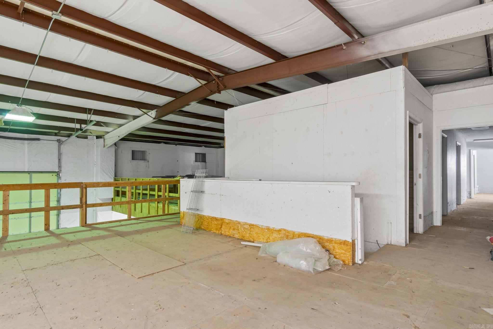 Metes & Bounds - Commercial Sale