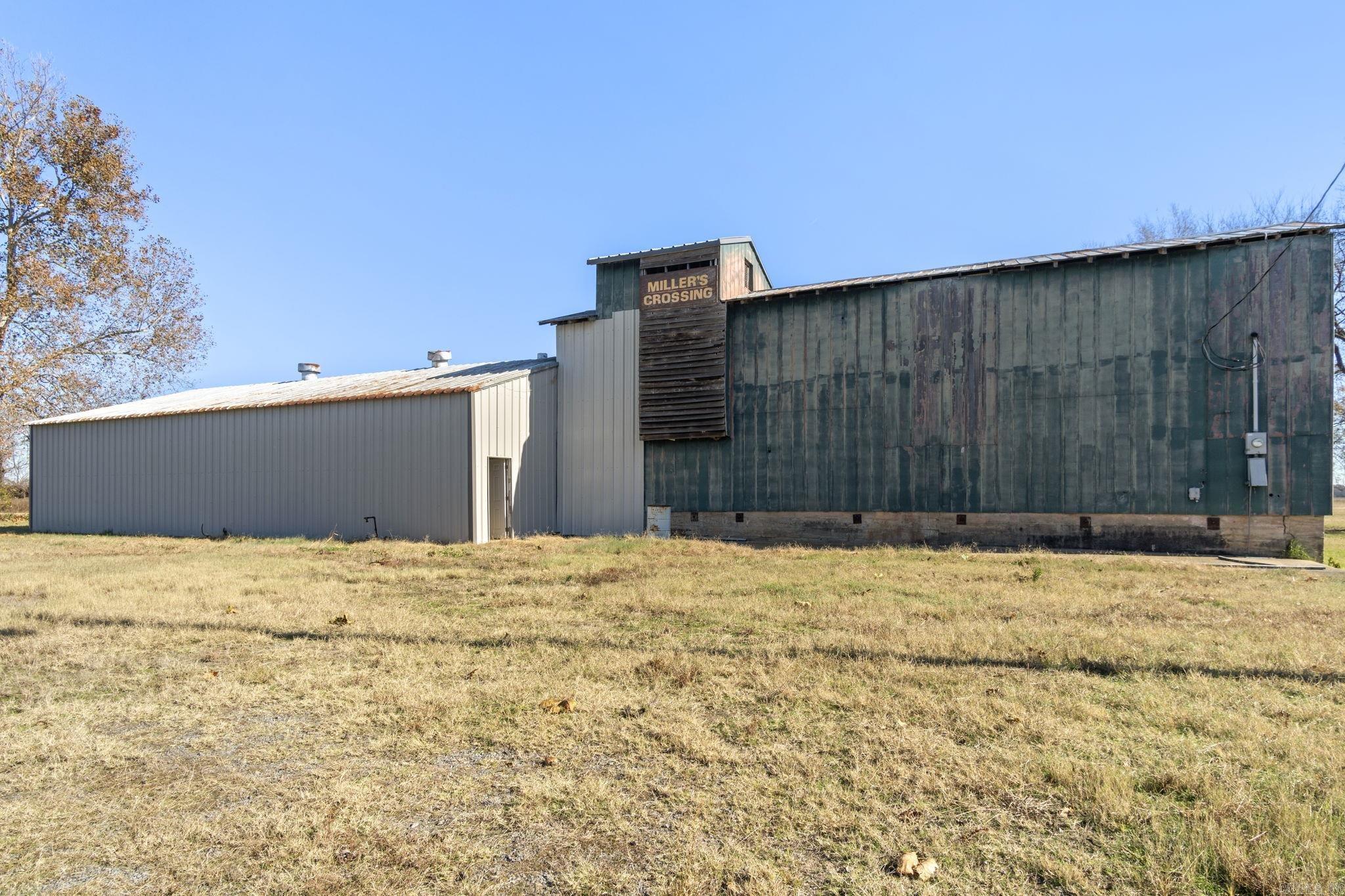 Metes & Bounds - Commercial Sale