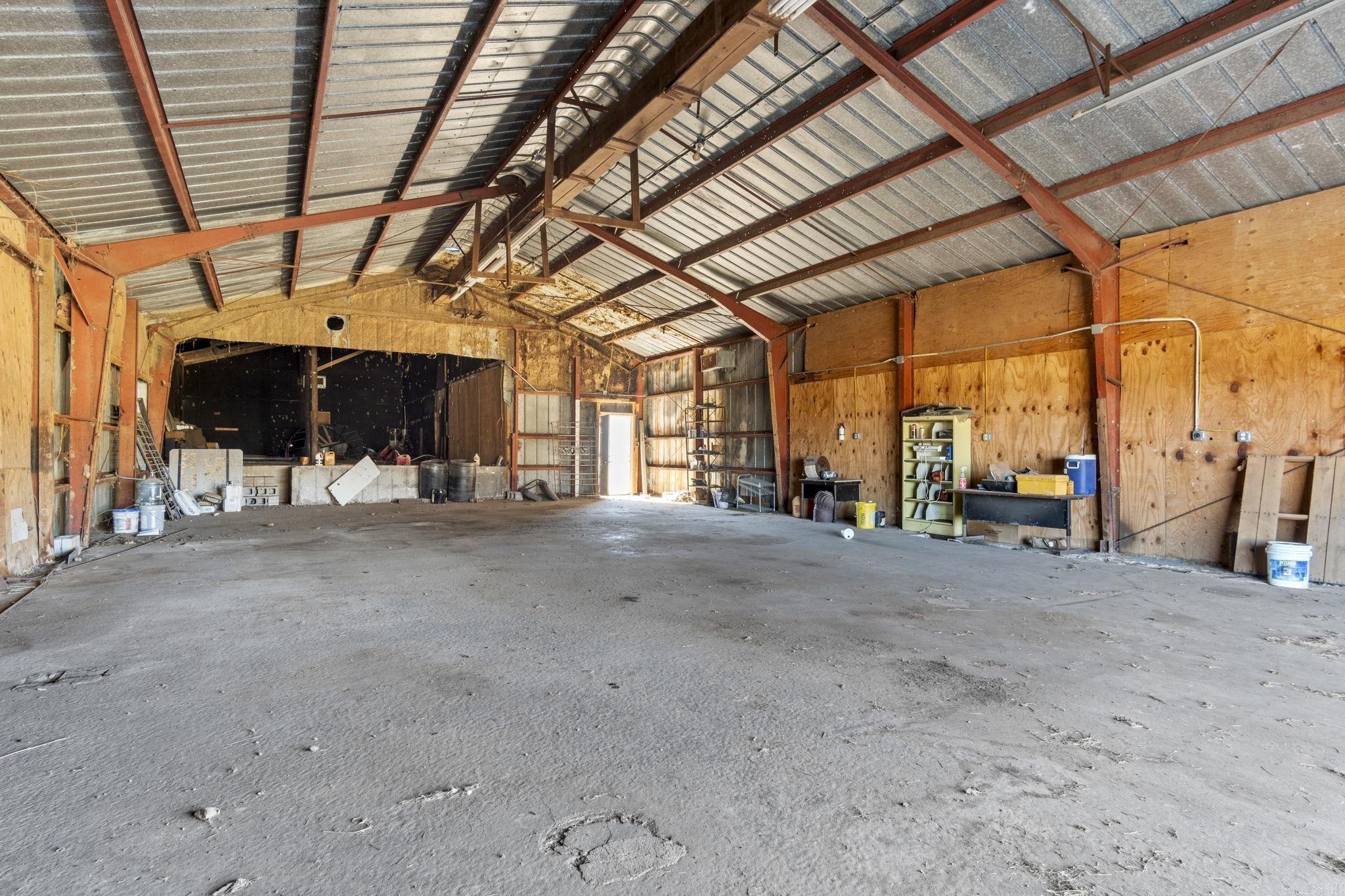 Metes & Bounds - Commercial Sale