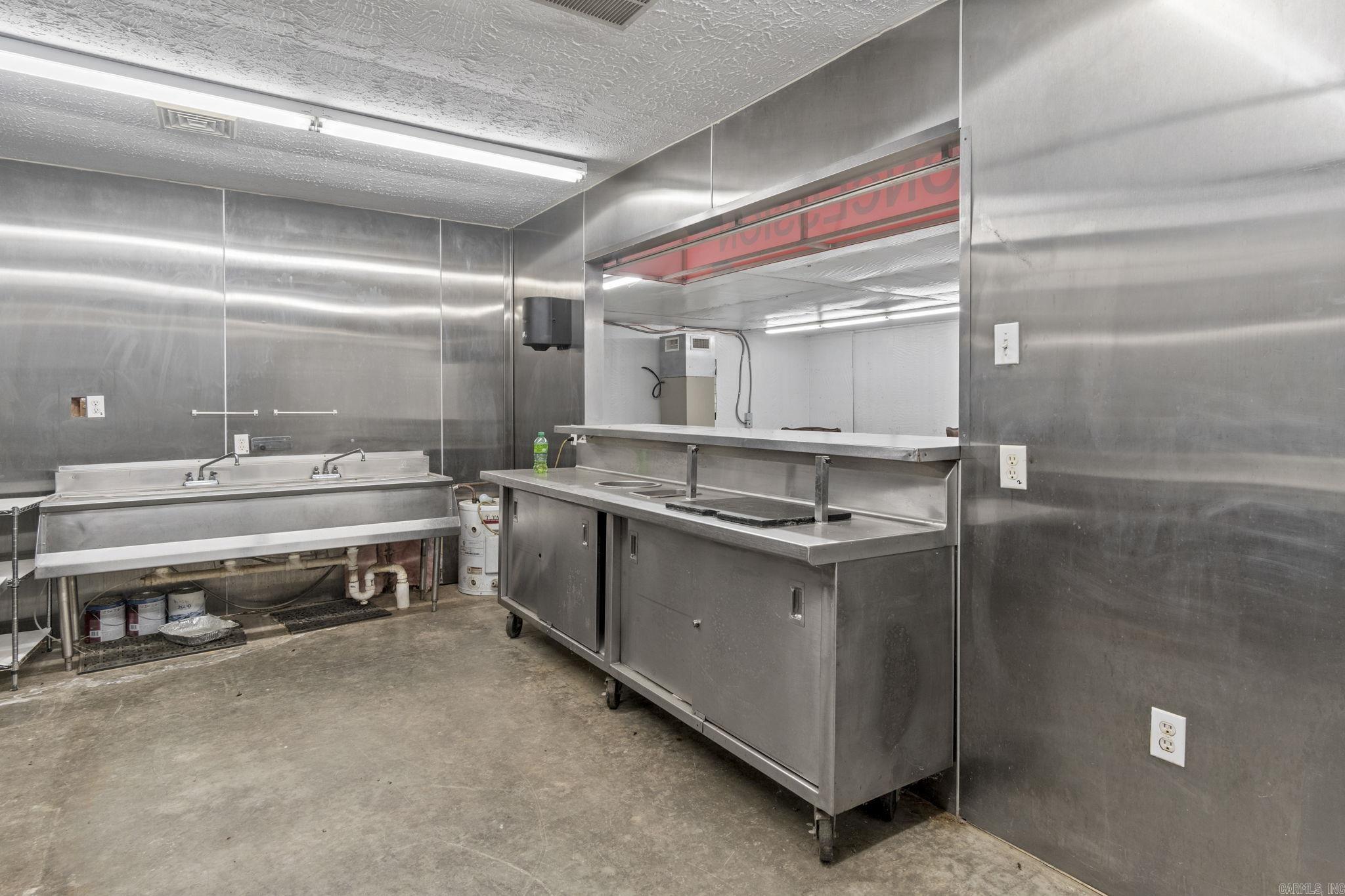 Metes & Bounds - Commercial Sale