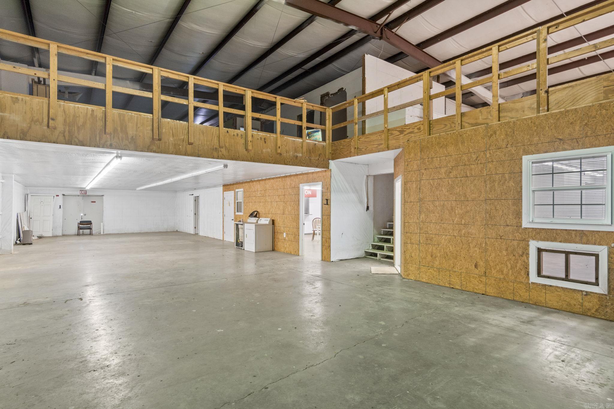 Metes & Bounds - Commercial Sale