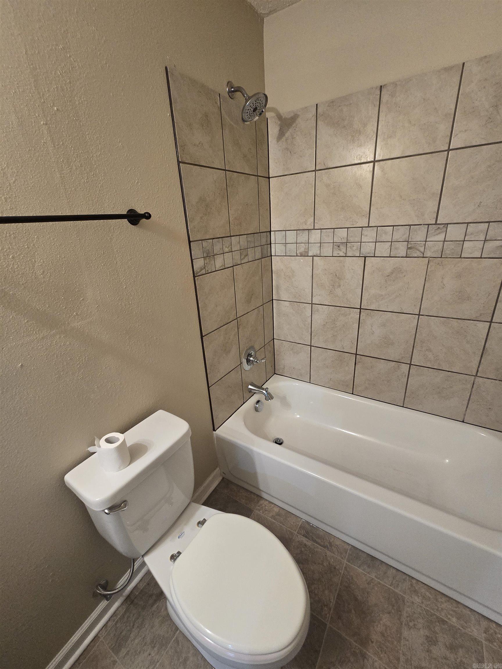 Pine Forest - Residential Lease