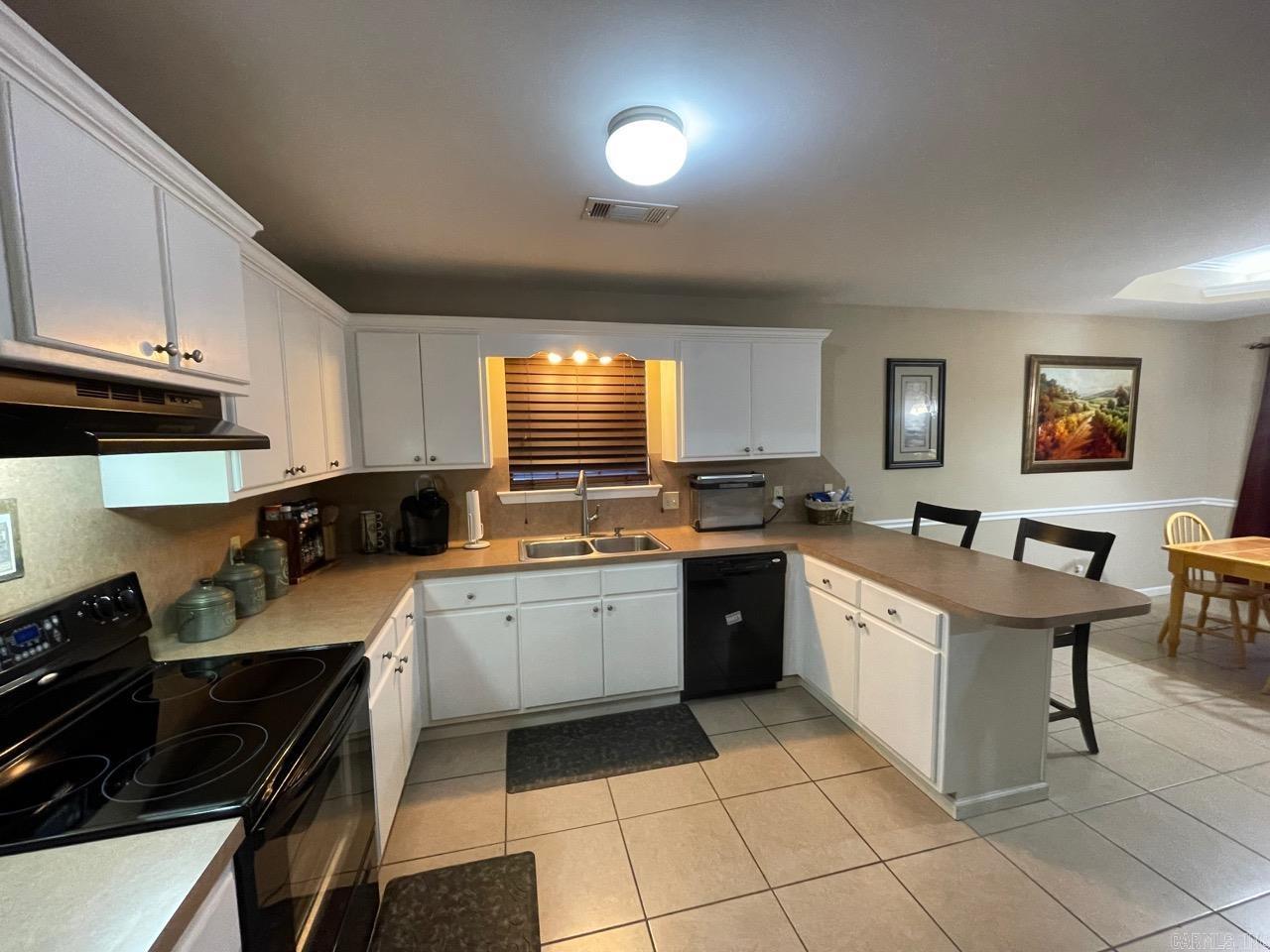 HAYLEY HEIGHTS - Residential