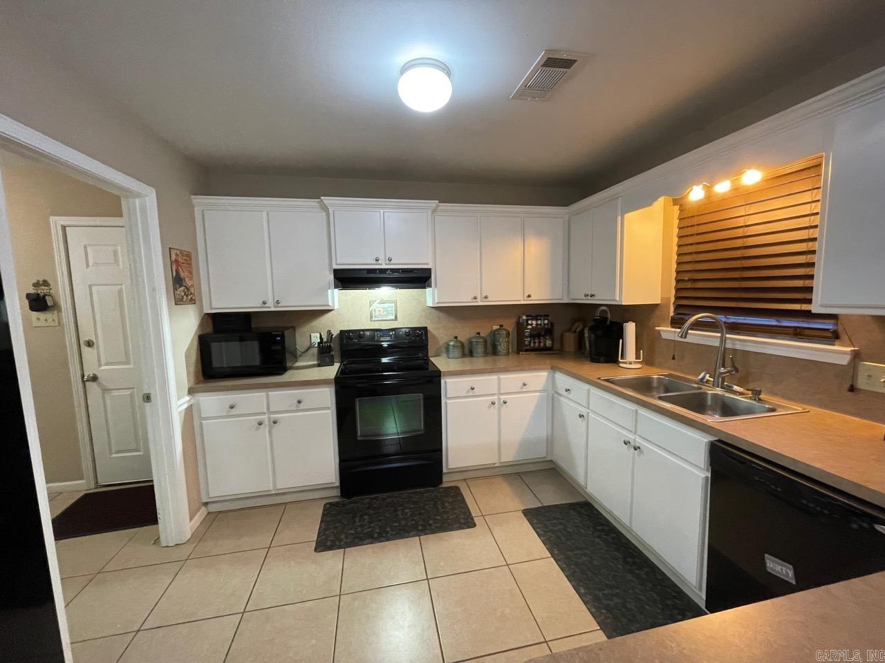 HAYLEY HEIGHTS - Residential