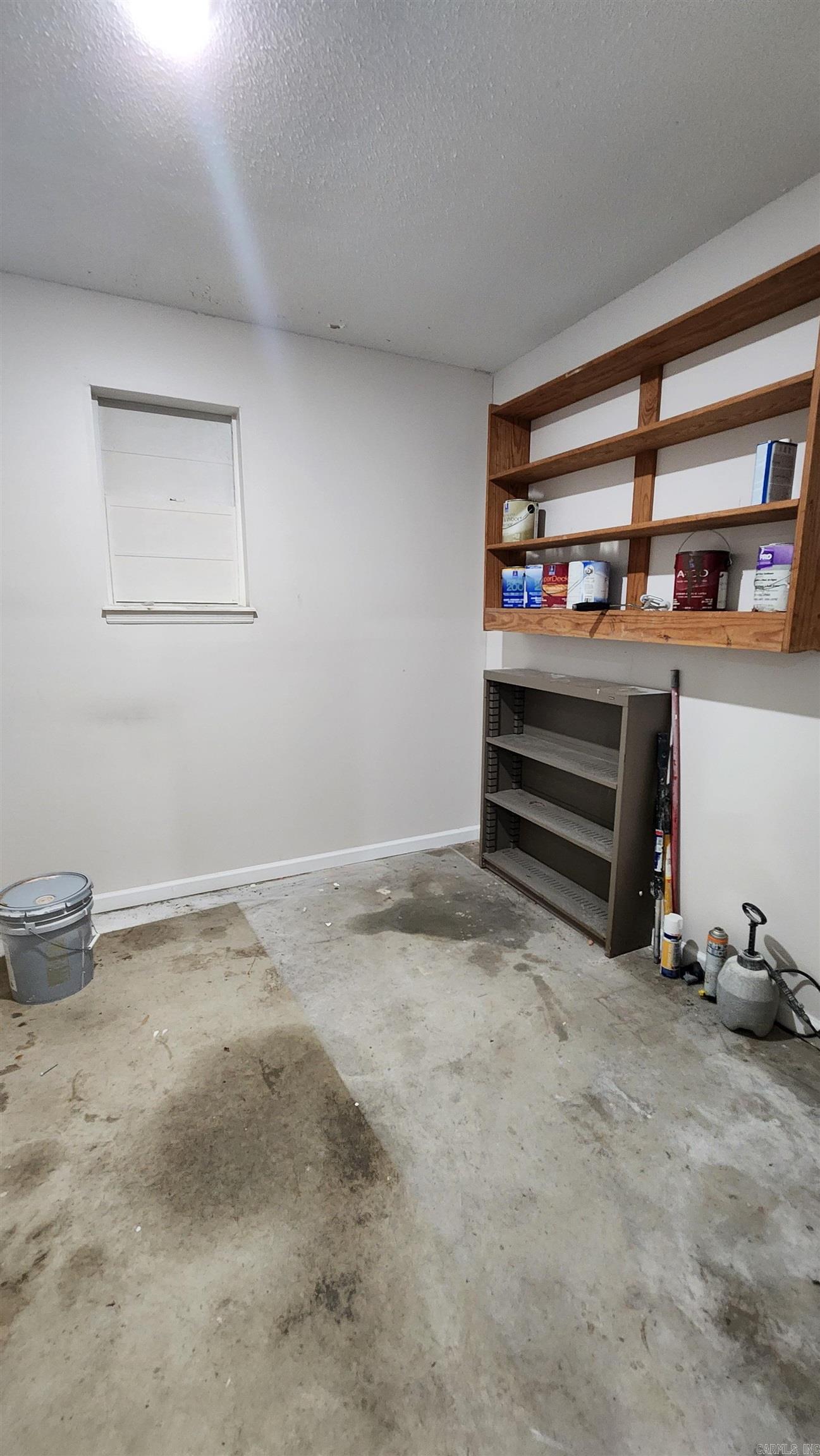 PECAN LAKE - Residential