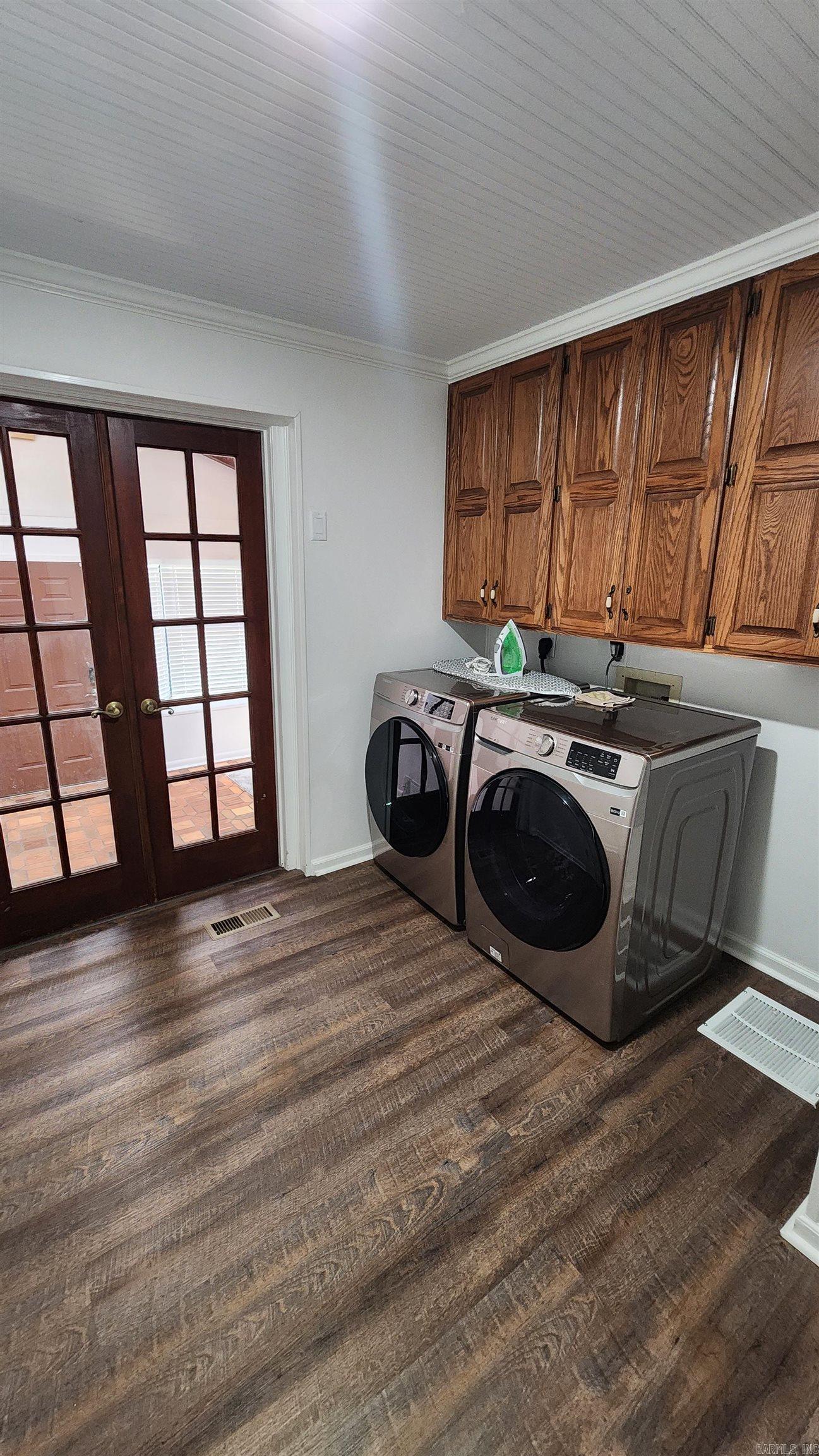 PECAN LAKE - Residential