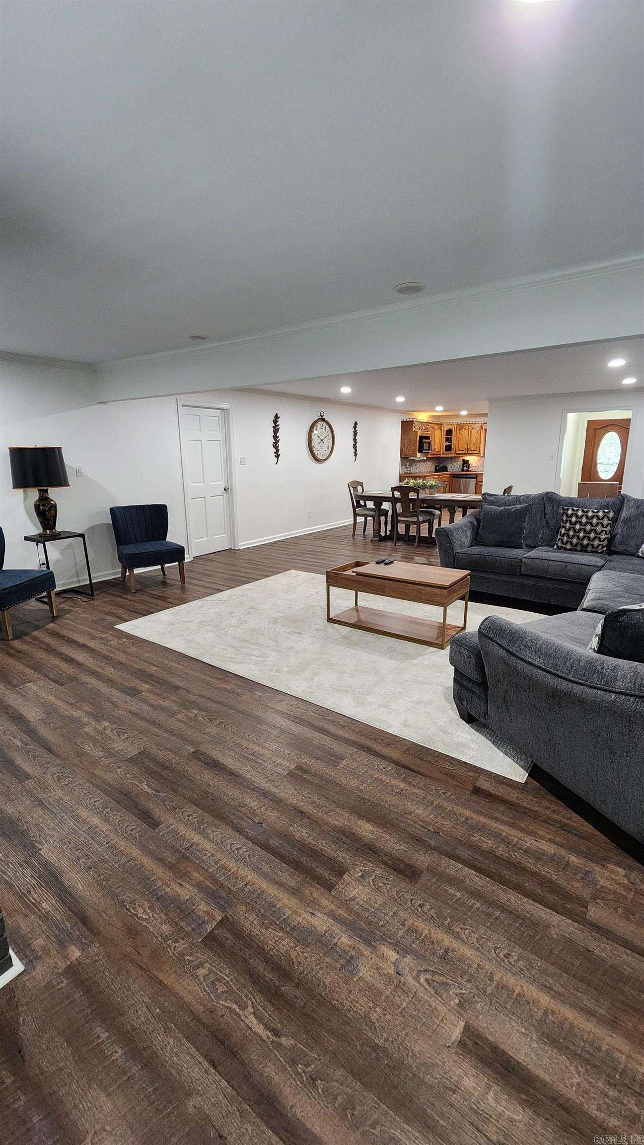 PECAN LAKE - Residential