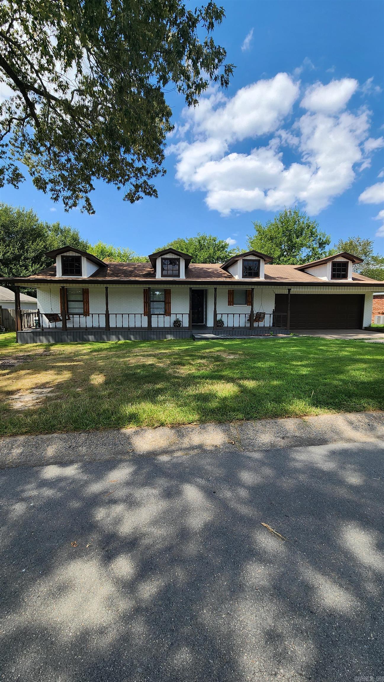 PECAN LAKE - Residential
