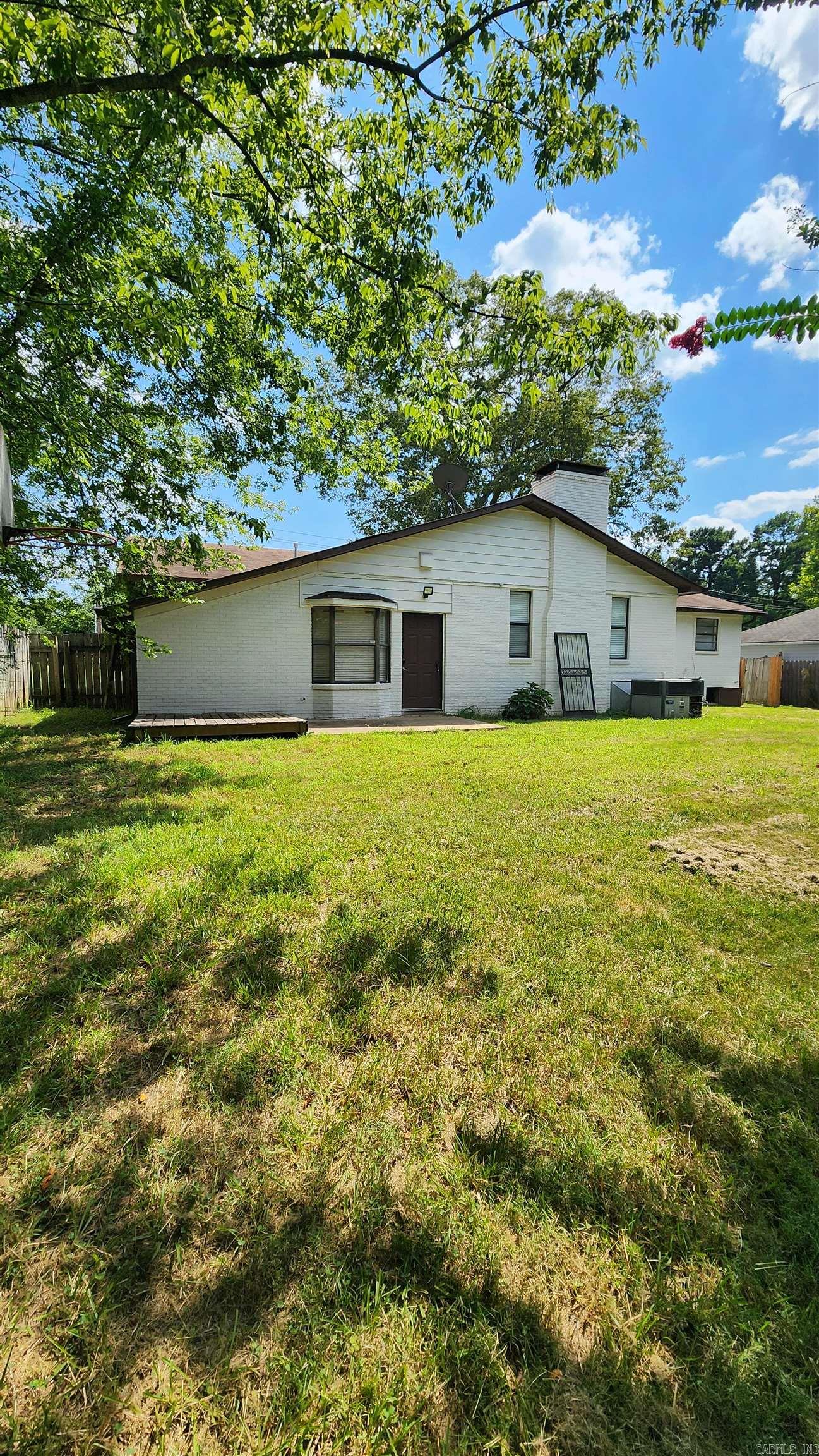 PECAN LAKE - Residential