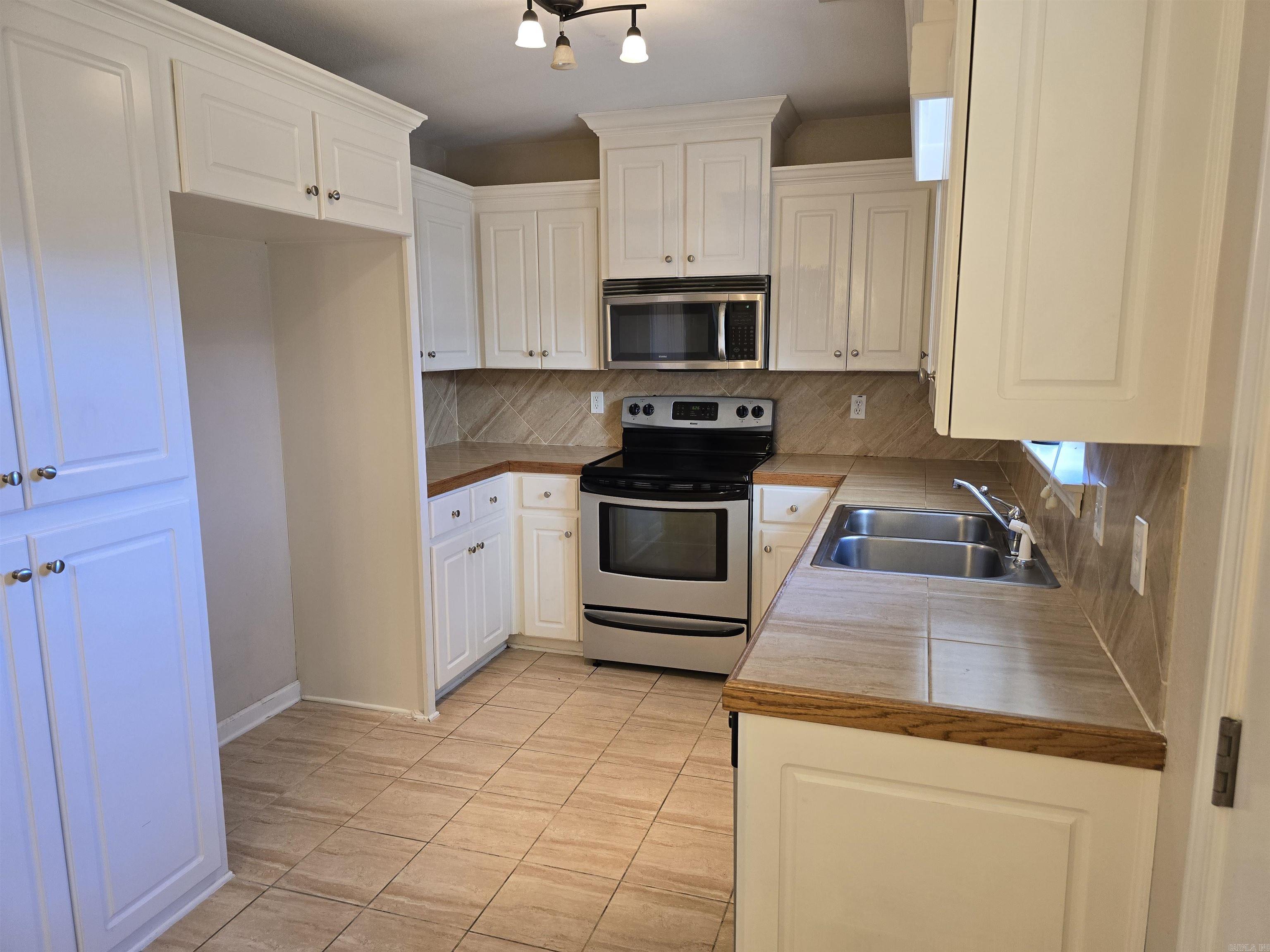 GRAHAM SETTLEMENT - Residential