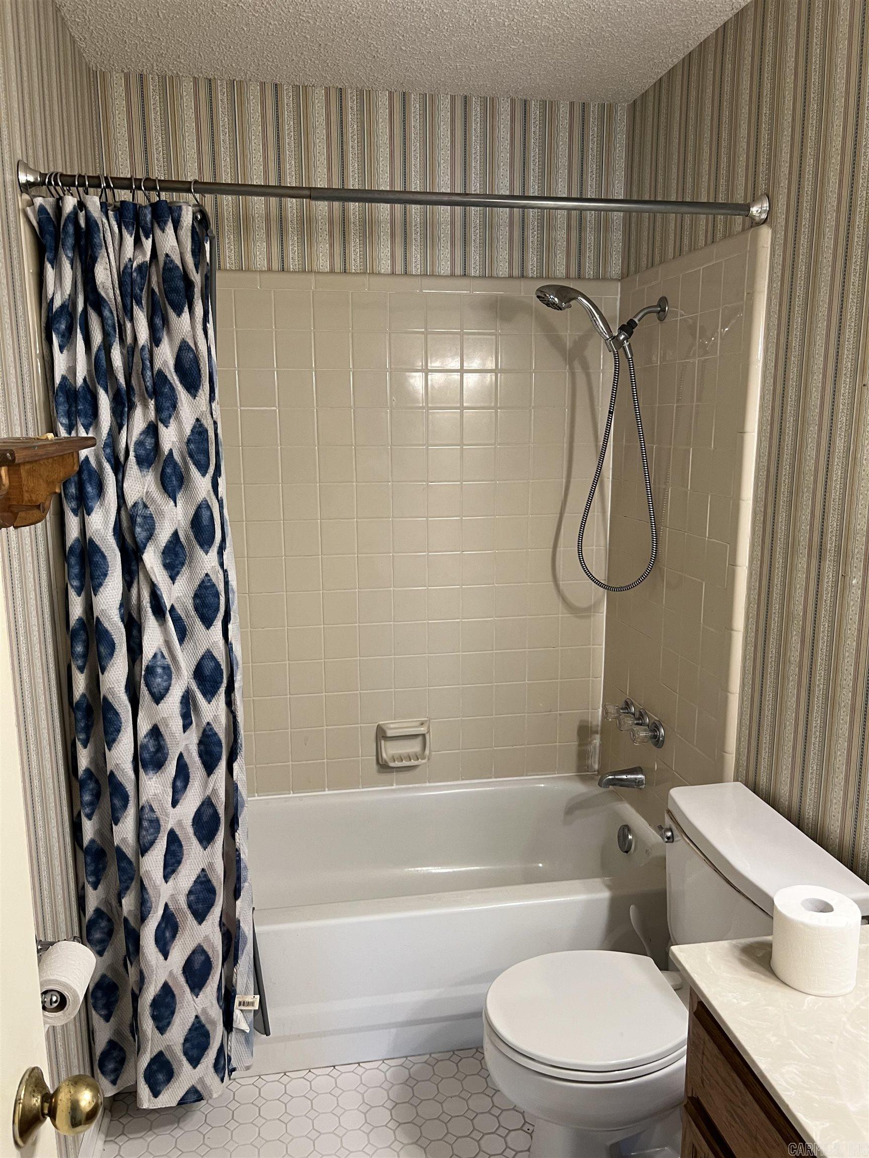 Maple Creek-Orchard Lake - Residential