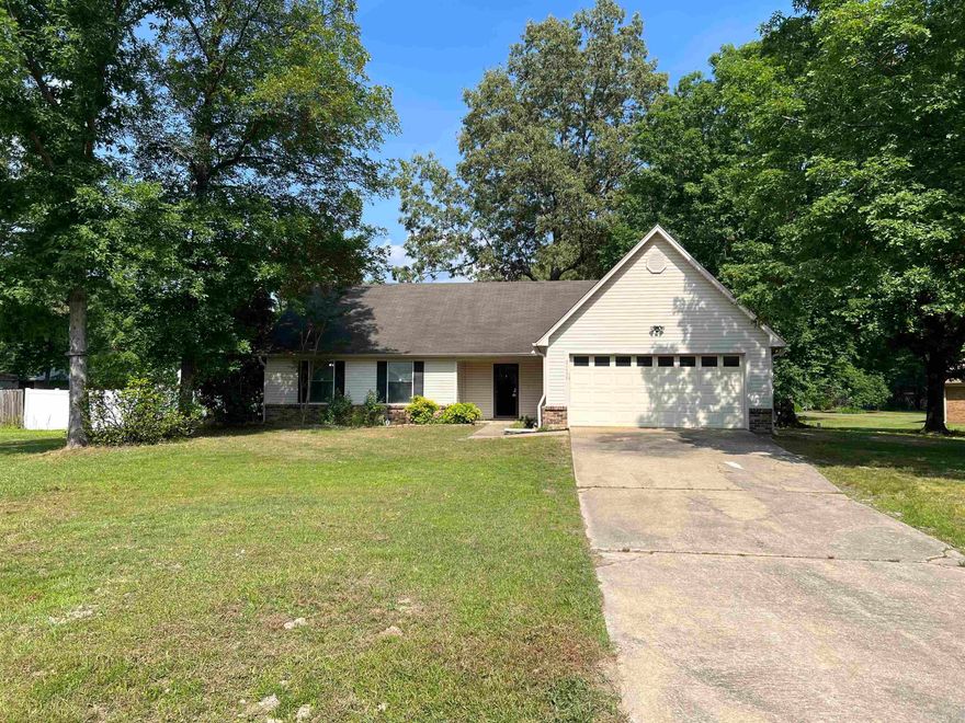 Lovely home on large 1/2 acre flat lot in Maple Creek Farm subdivision. Huge fenced backyard to enjoy outdoor activities. Interior includes a nice family room with vaulted ceilings with wood beams and a fireplace to keep warm in the winter months. Neighborhood has 1 ac. lake stocked with fish. Only a few minutes to I-530. Call me today to view this home in this great neighborhood. Agents see remarks.