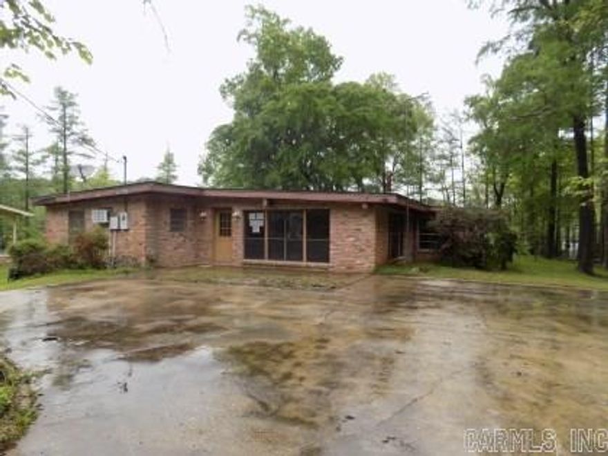 HUD Owned Property: Case 031-397606. HUD Homes are sold As-Is with no representations, warranties or disclosures. Ask your agent for details and submit offers on www.HUDHomeStore.com. Managed by www.MMREM.com. See agents remarks for additional information and check HUDHomeStore.com for property availability. - This property features 4BR/2.5BA with 2 living areas right on the water with a large patio, boat slip, large shop and a fishing dock at the end of a dead end street!  Don't miss this opportunity!