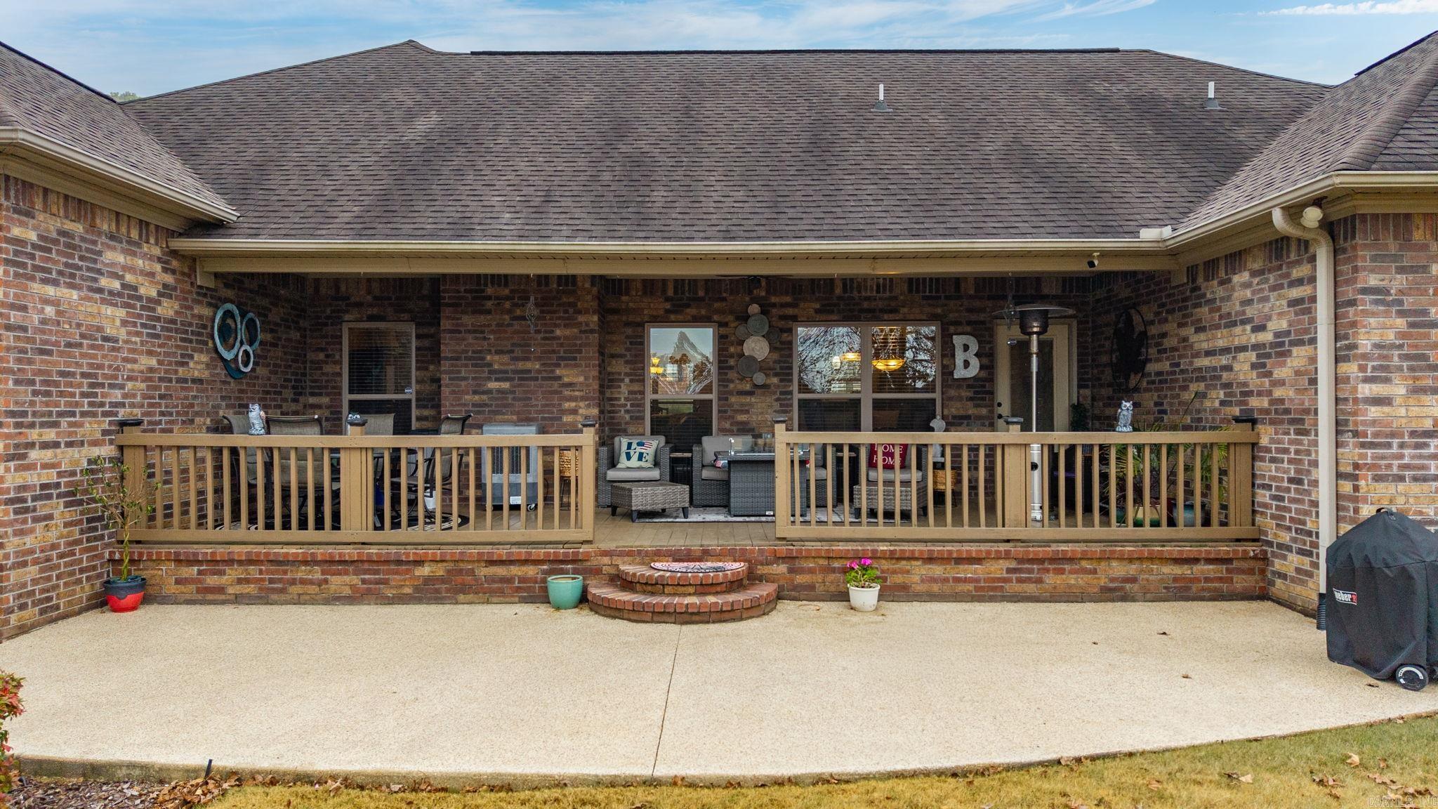 SPRINGHILL VALLEY ESTATES - Residential