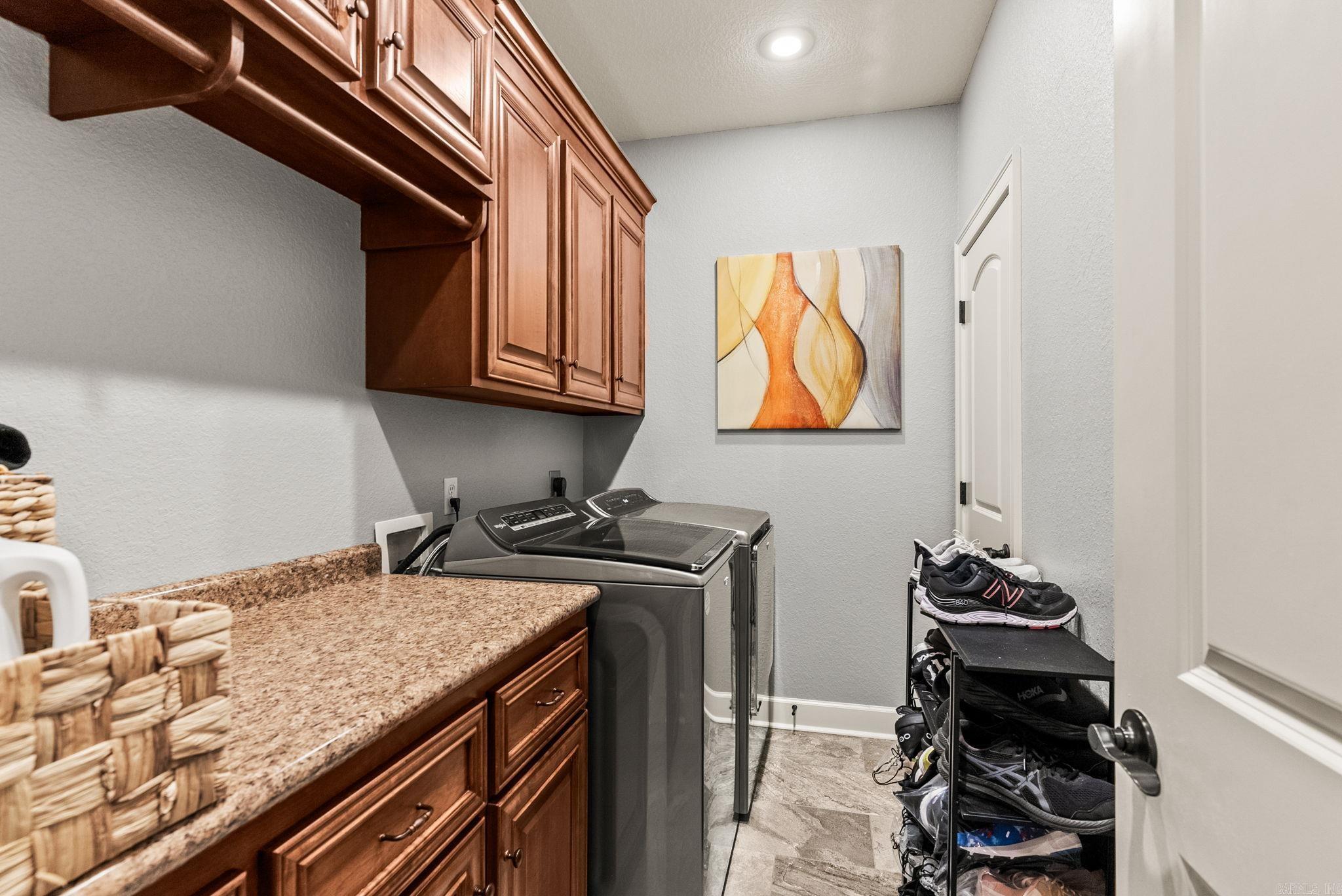 SPRINGHILL VALLEY ESTATES - Residential