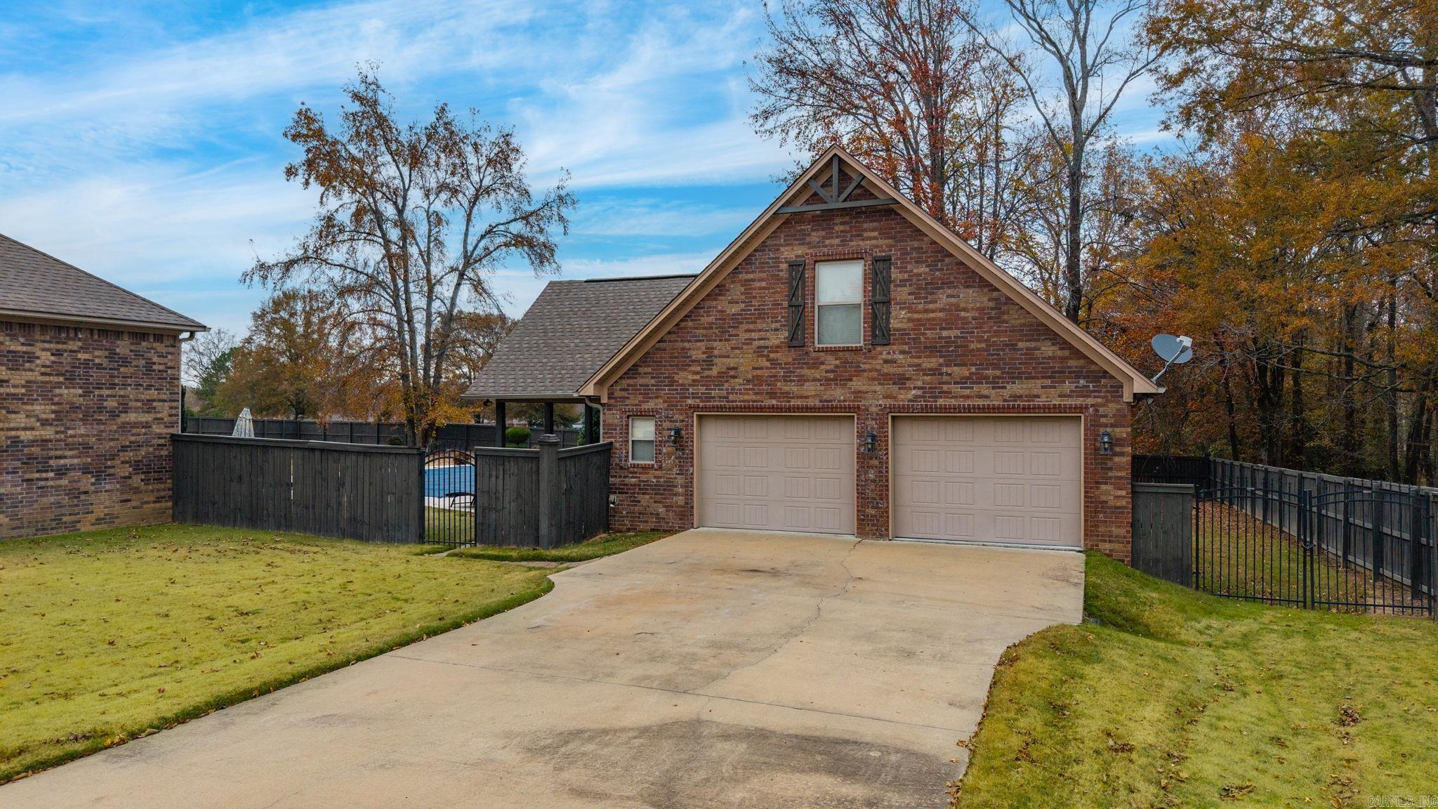 SPRINGHILL VALLEY ESTATES - Residential