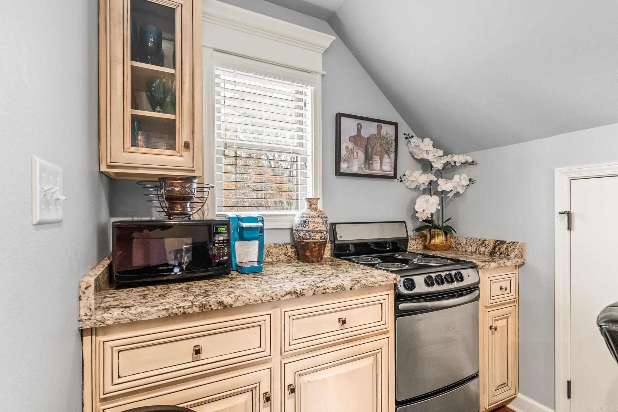 SPRINGHILL VALLEY ESTATES - Residential