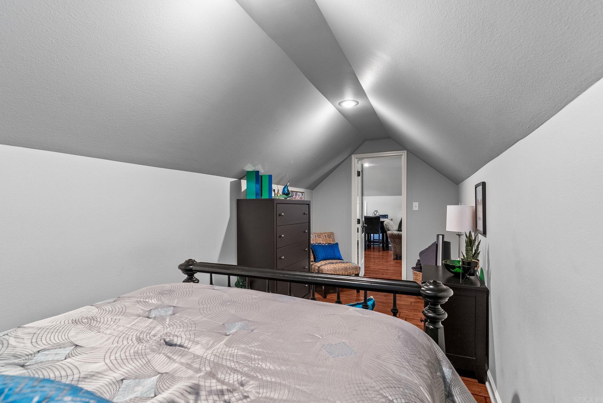 SPRINGHILL VALLEY ESTATES - Residential