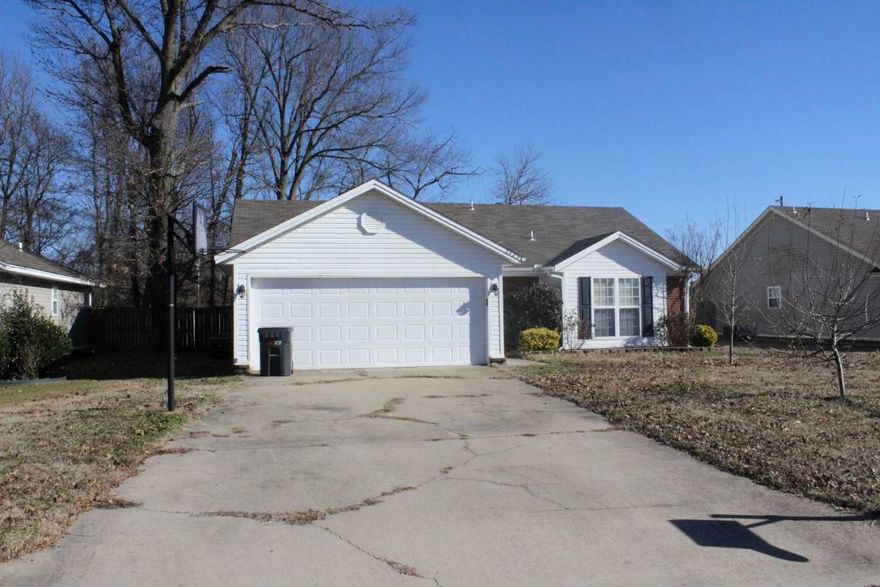 This is a charming home in the Windsor Landing Subdivision. Inside you will find three bedrooms and two bathrooms. Cozy family room features vaulted ceiling and fireplace. The kitchen sits right next to the family room and includes a breakfast nook, abundant cabinetry and tile floors. The master suite features wood floors, jet tub, dual vanity and walk-in shower. Other amenities include a wood privacy fence, guttering, two car garage and security system. This would be a great home for first time buyers…