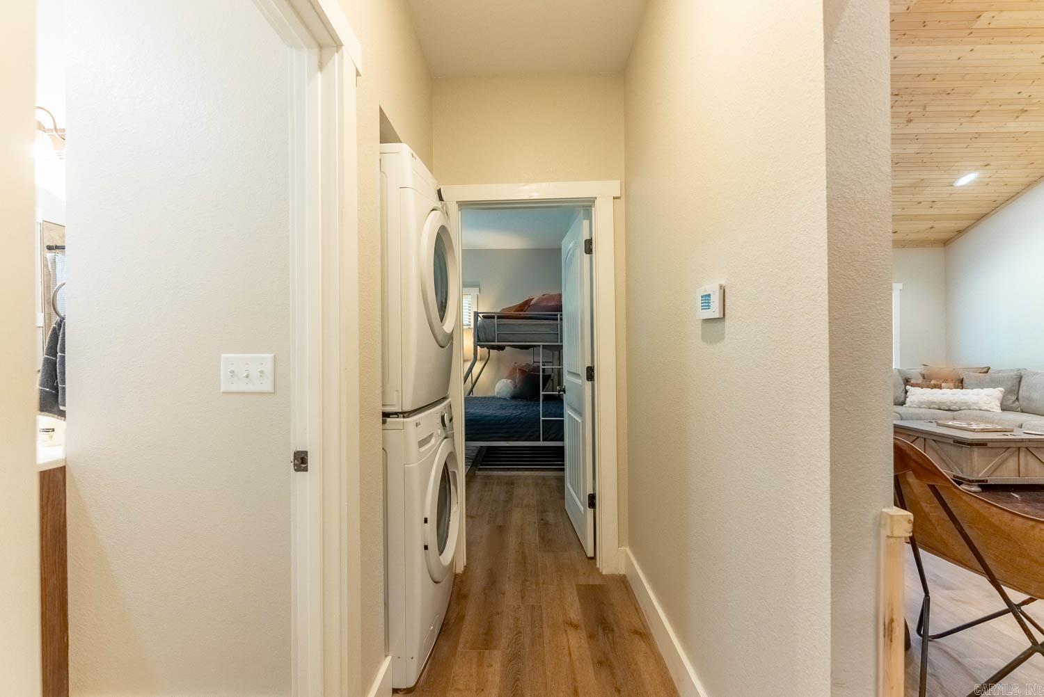 SPRING RIVER LANDING - Residential