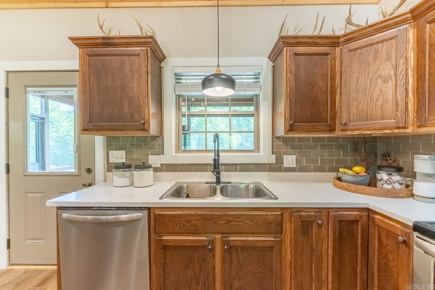 SPRING RIVER LANDING - Residential