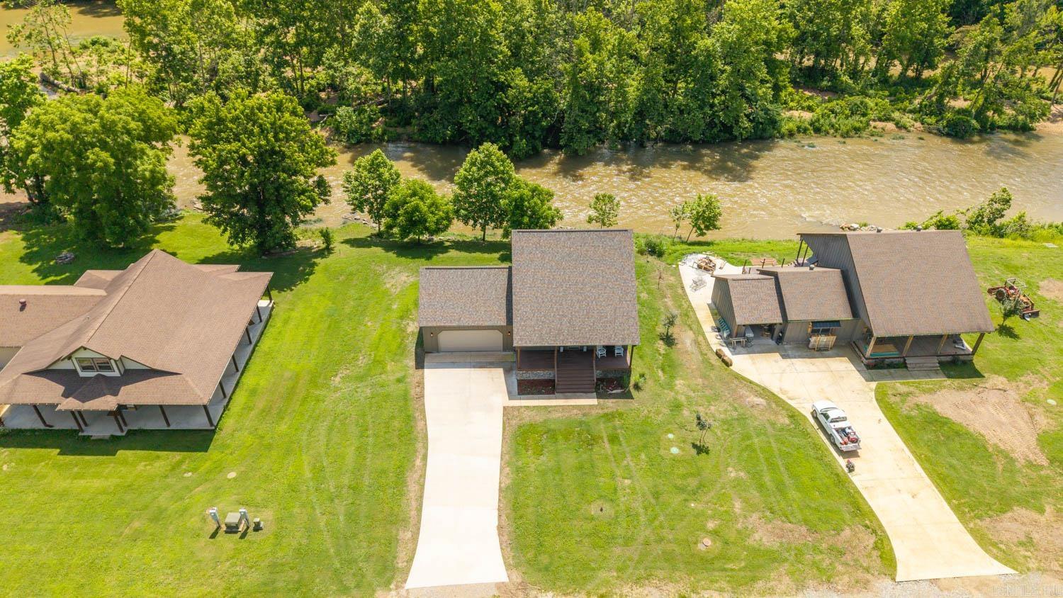 SPRING RIVER LANDING - Residential