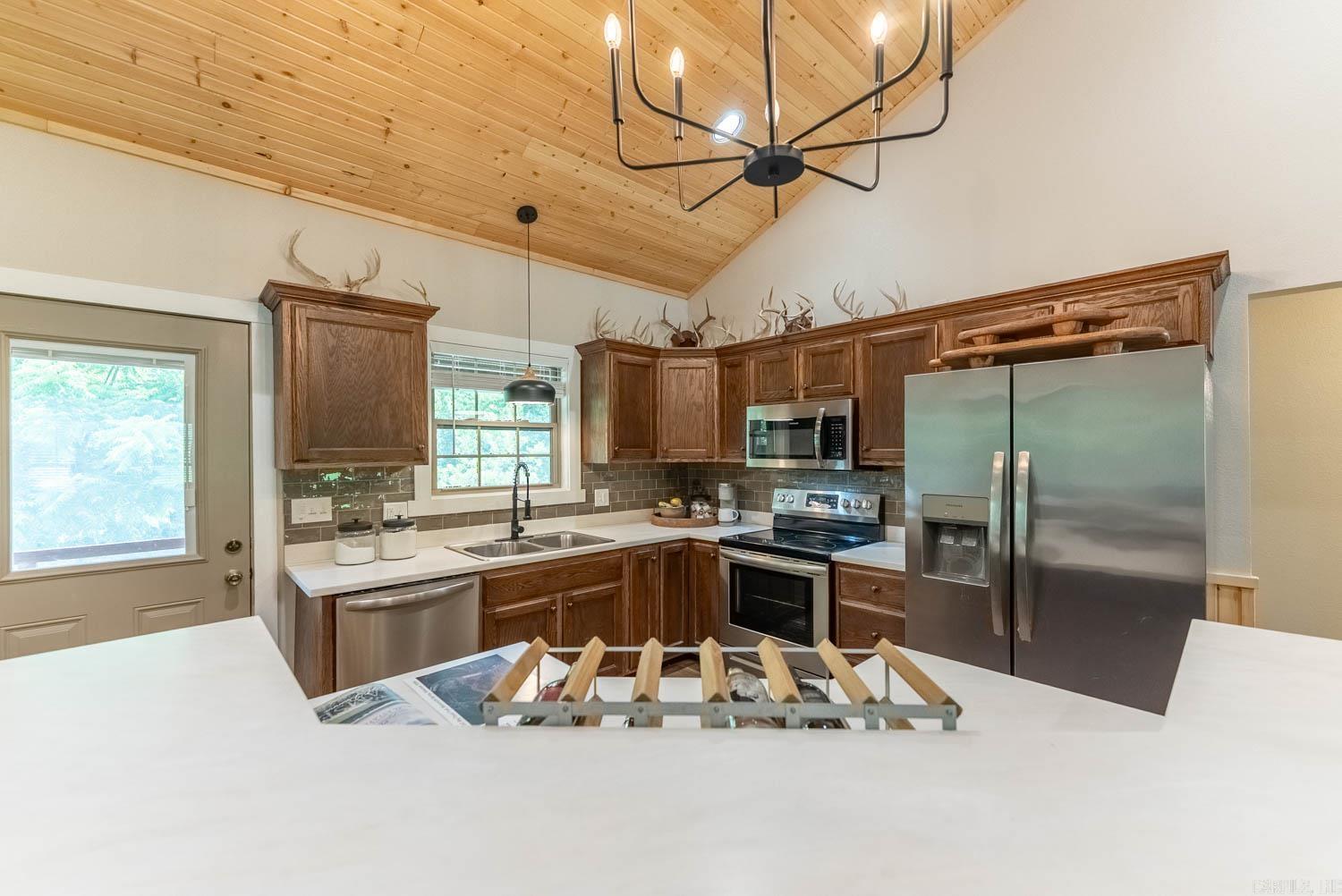 SPRING RIVER LANDING - Residential
