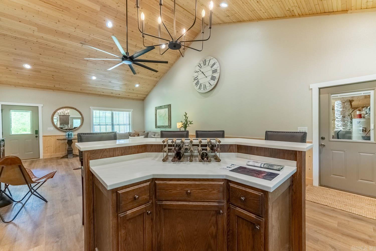 SPRING RIVER LANDING - Residential