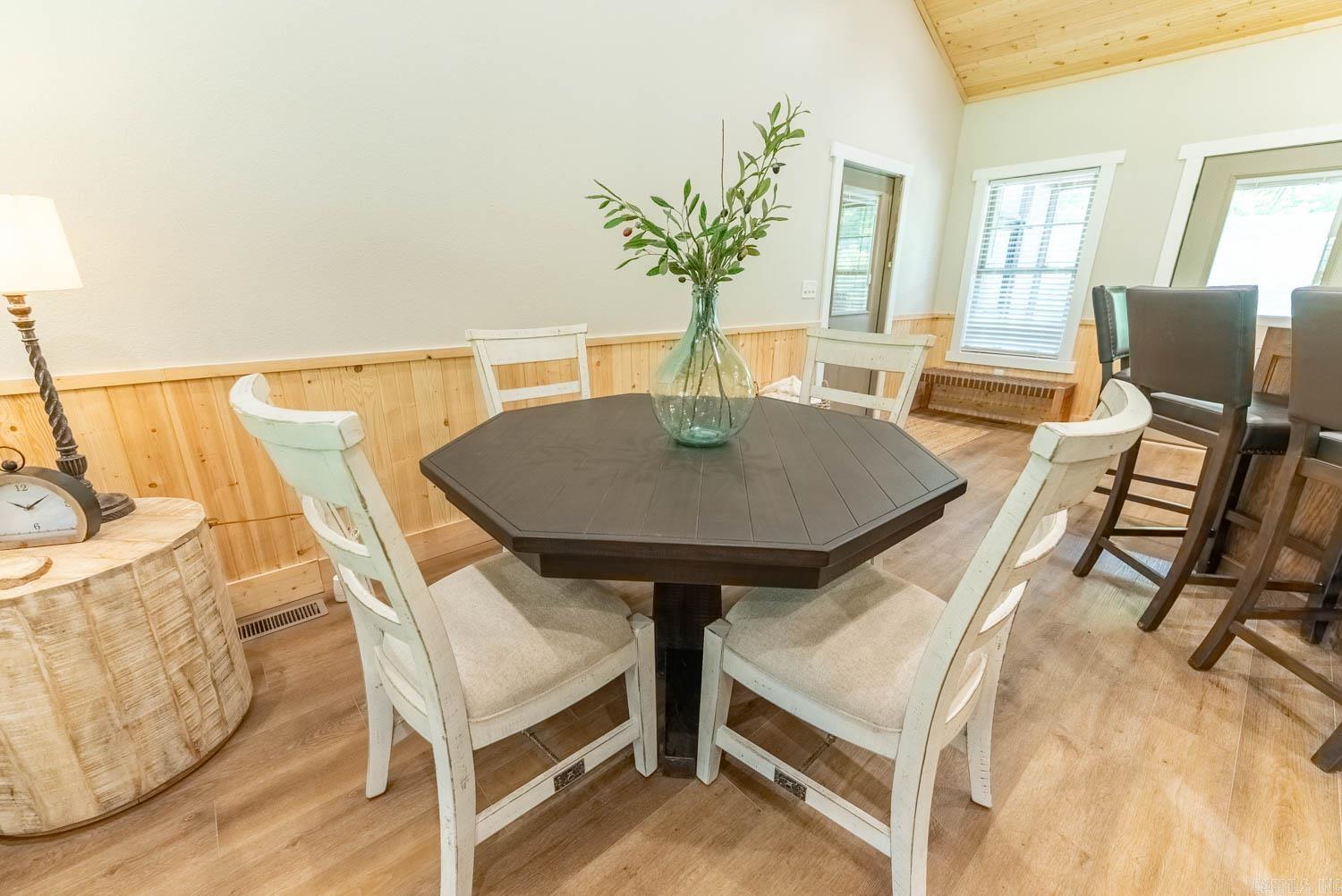 SPRING RIVER LANDING - Residential